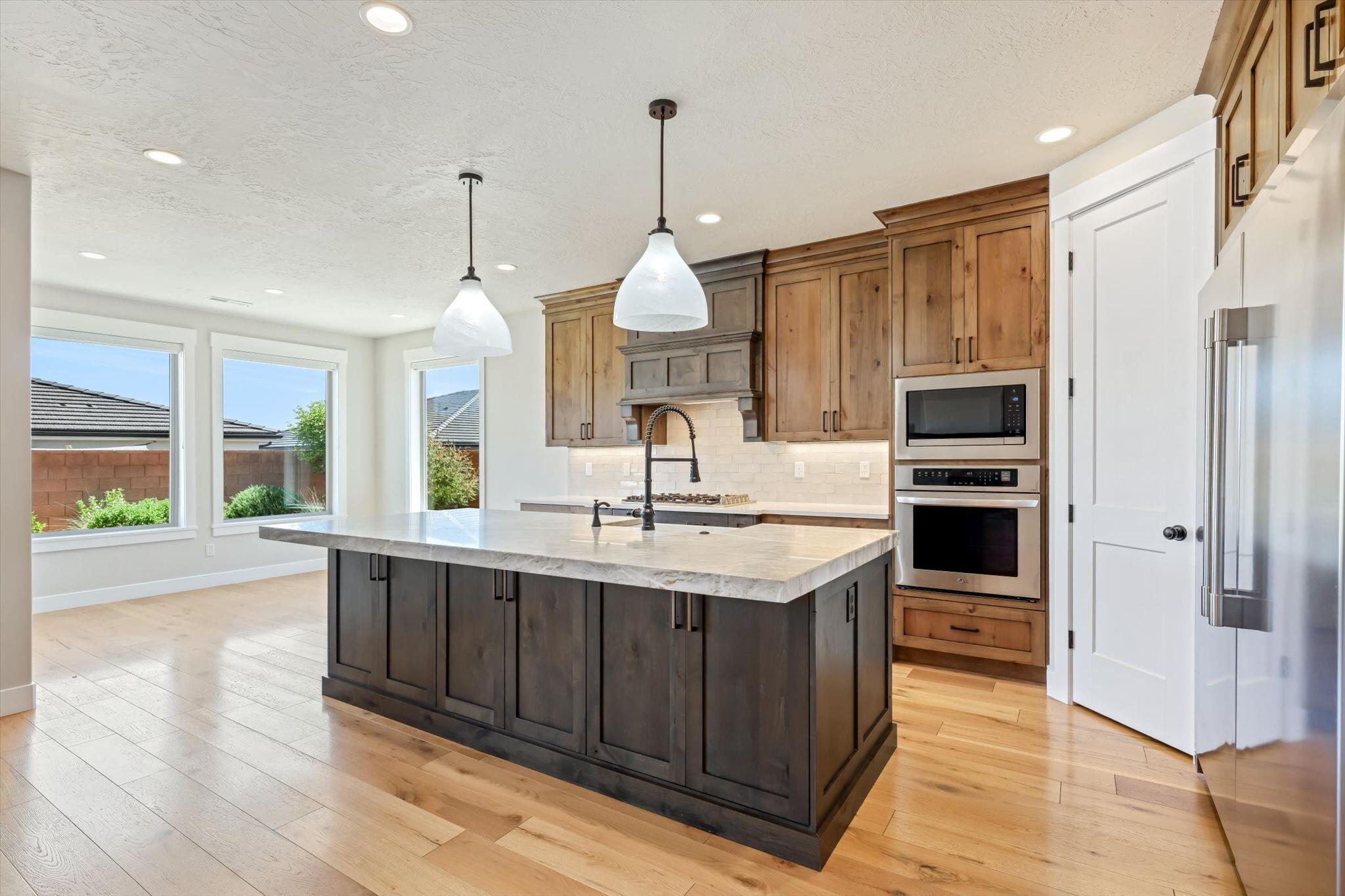 BELLA SOL AT SANTA CLARA - Residential