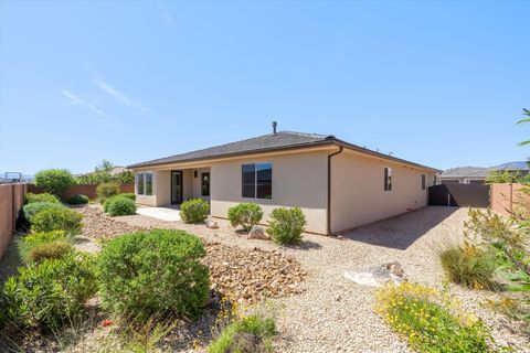 Tiny photo for 2782 Bella Sol DR, Santa Clara, UT 84765 (MLS # 26-271405)