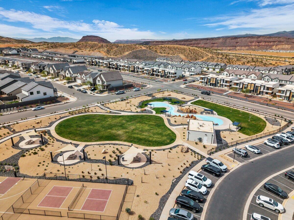 HOODOO HOLLOW AT LONG VALLEY - Residential