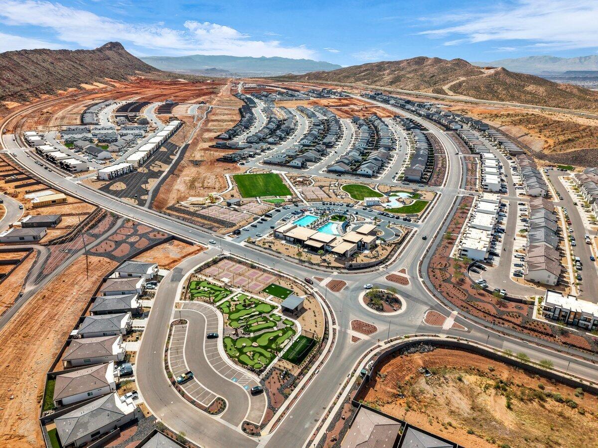 HOODOO HOLLOW AT LONG VALLEY - Residential