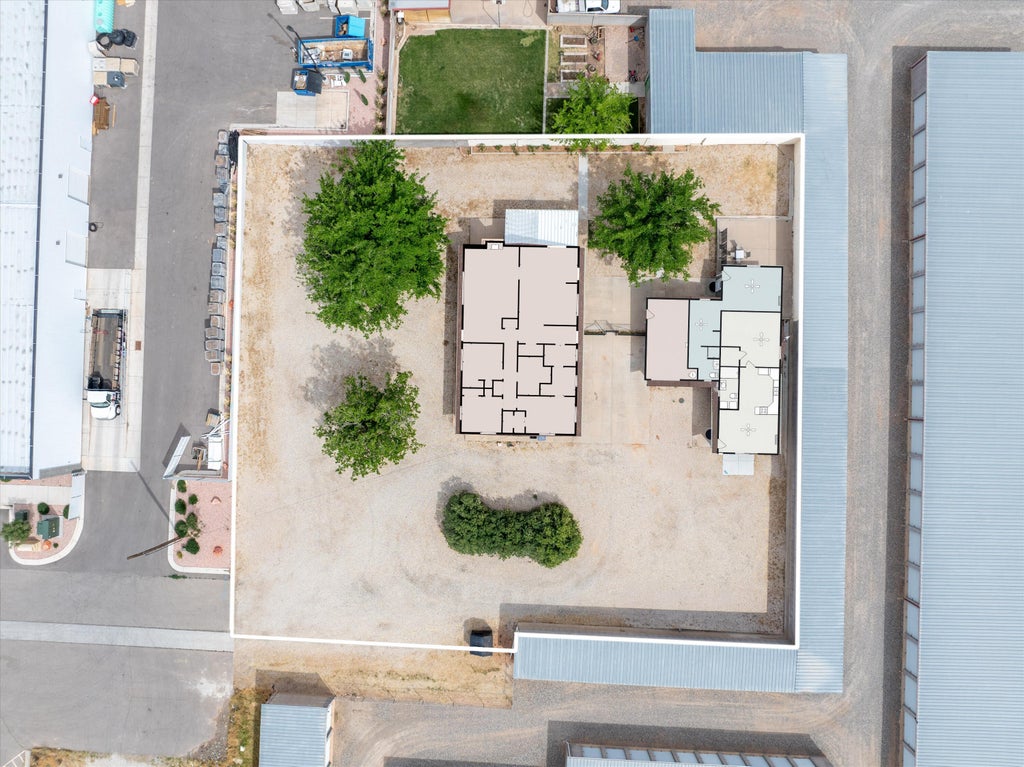 Photo of 1649 W State ST, Hurricane, UT 84737 (MLS # 26-273867)