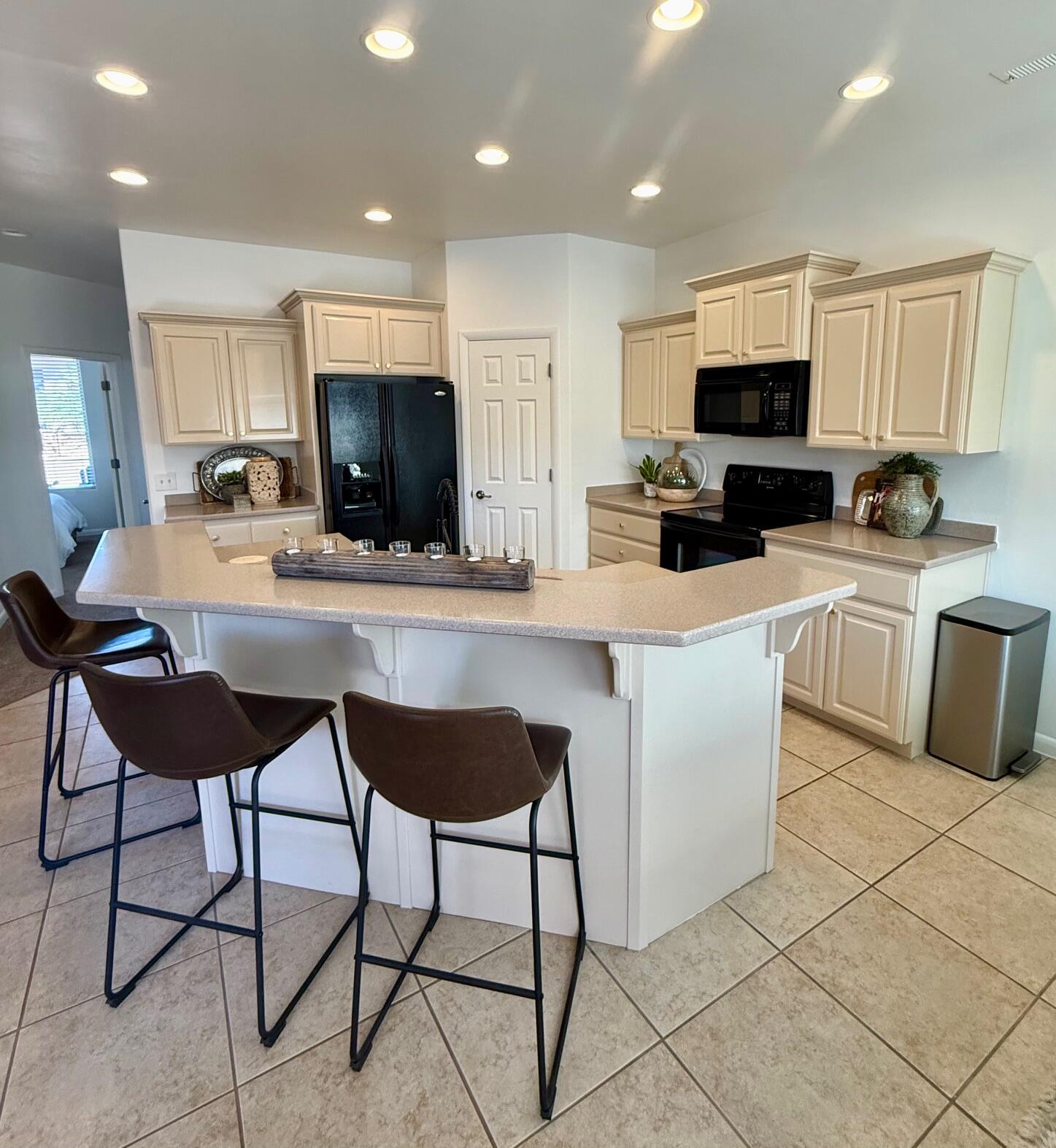 RIVER CREST TOWNHOMES - Residential