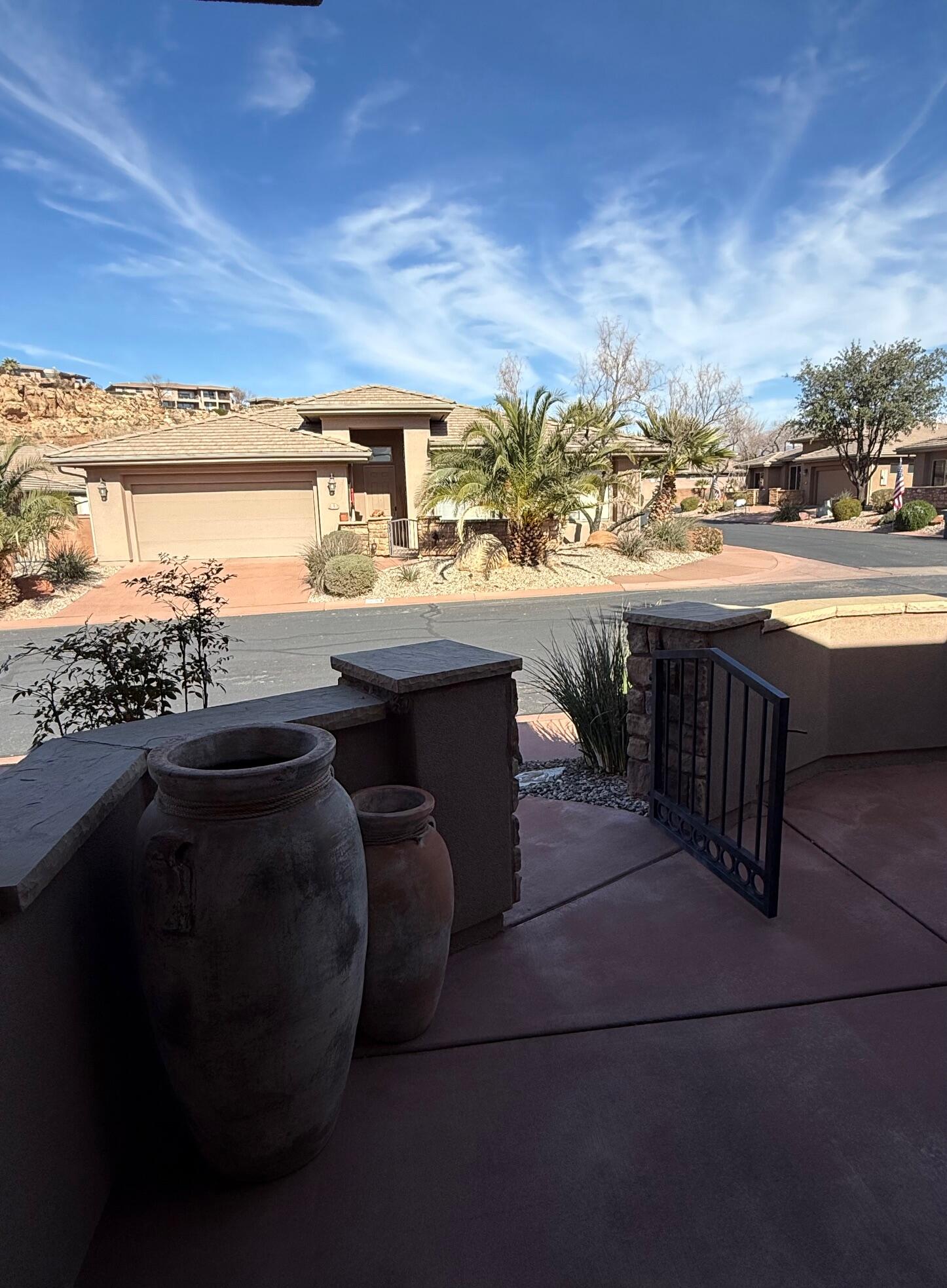 RIVER CREST TOWNHOMES - Residential