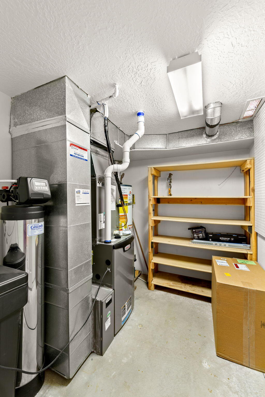 KINGS ROW ESTATES - Residential