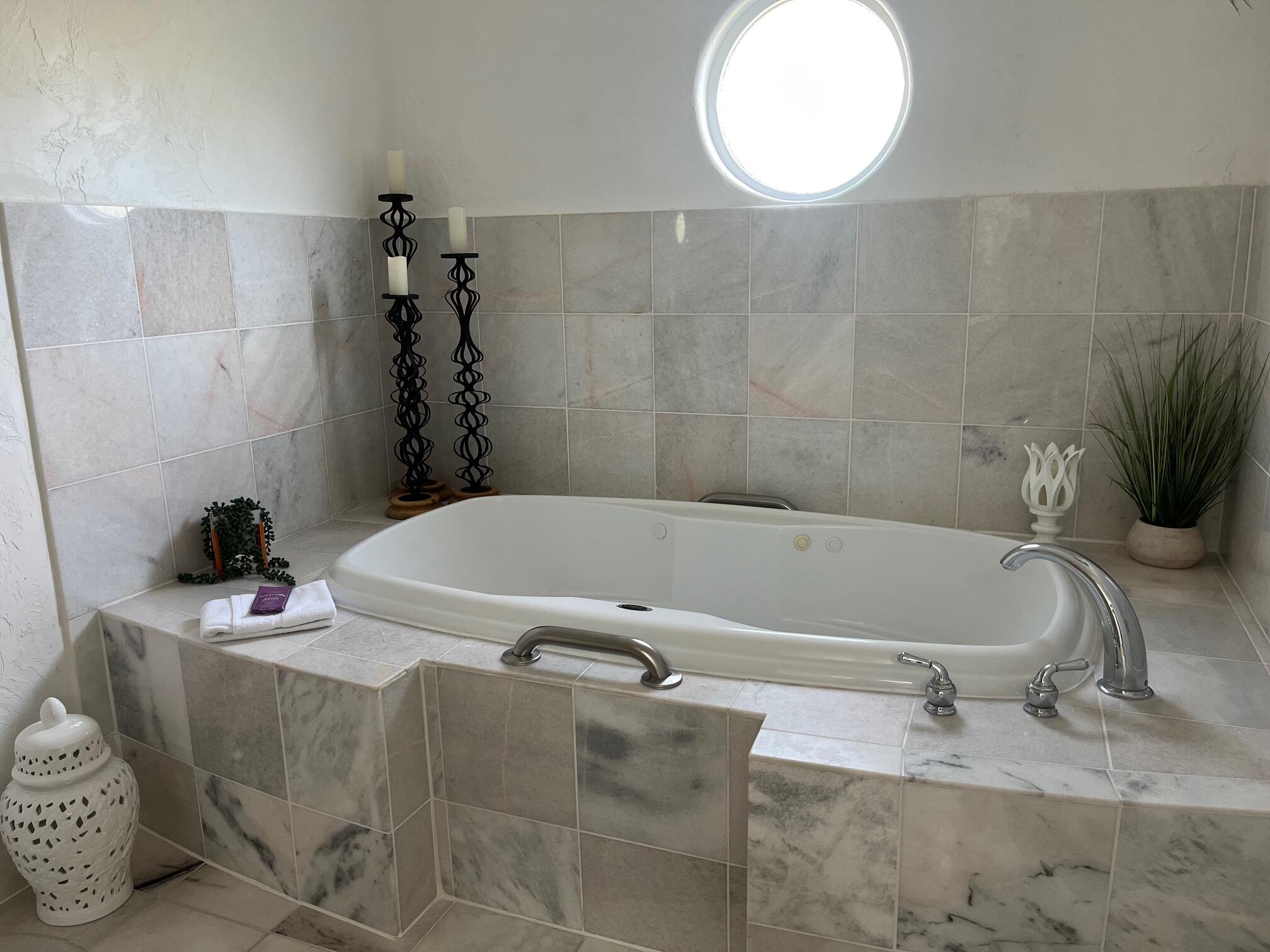 AMIRA AT GREEN VALLEY - Residential