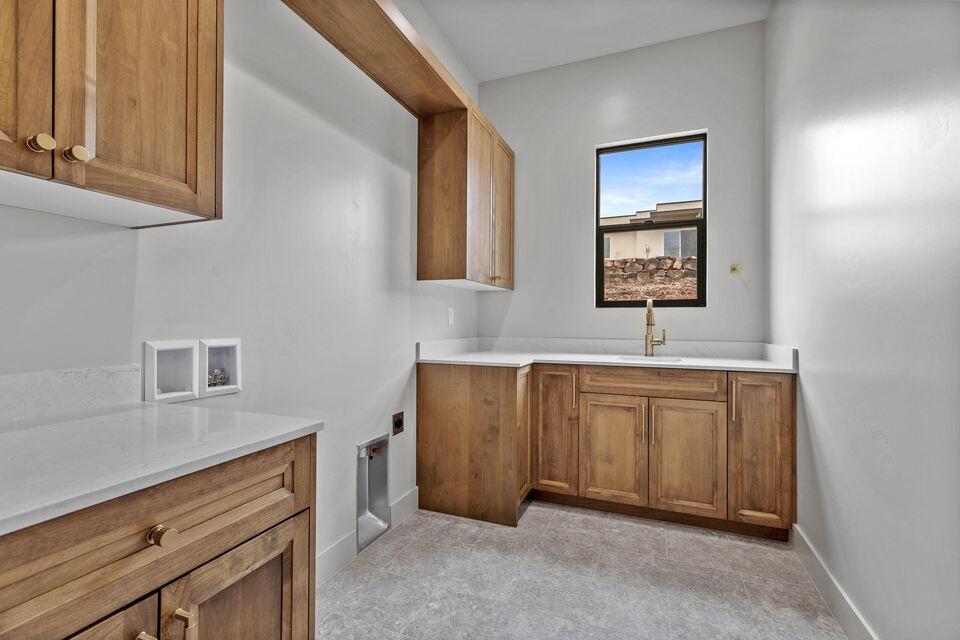 MOUNTAIN VIEW ESTATES - Residential