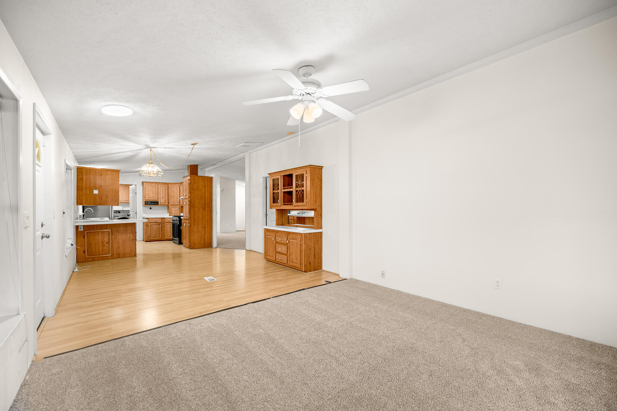 LAVA BLUFF MOBILE HOME PARK - Residential