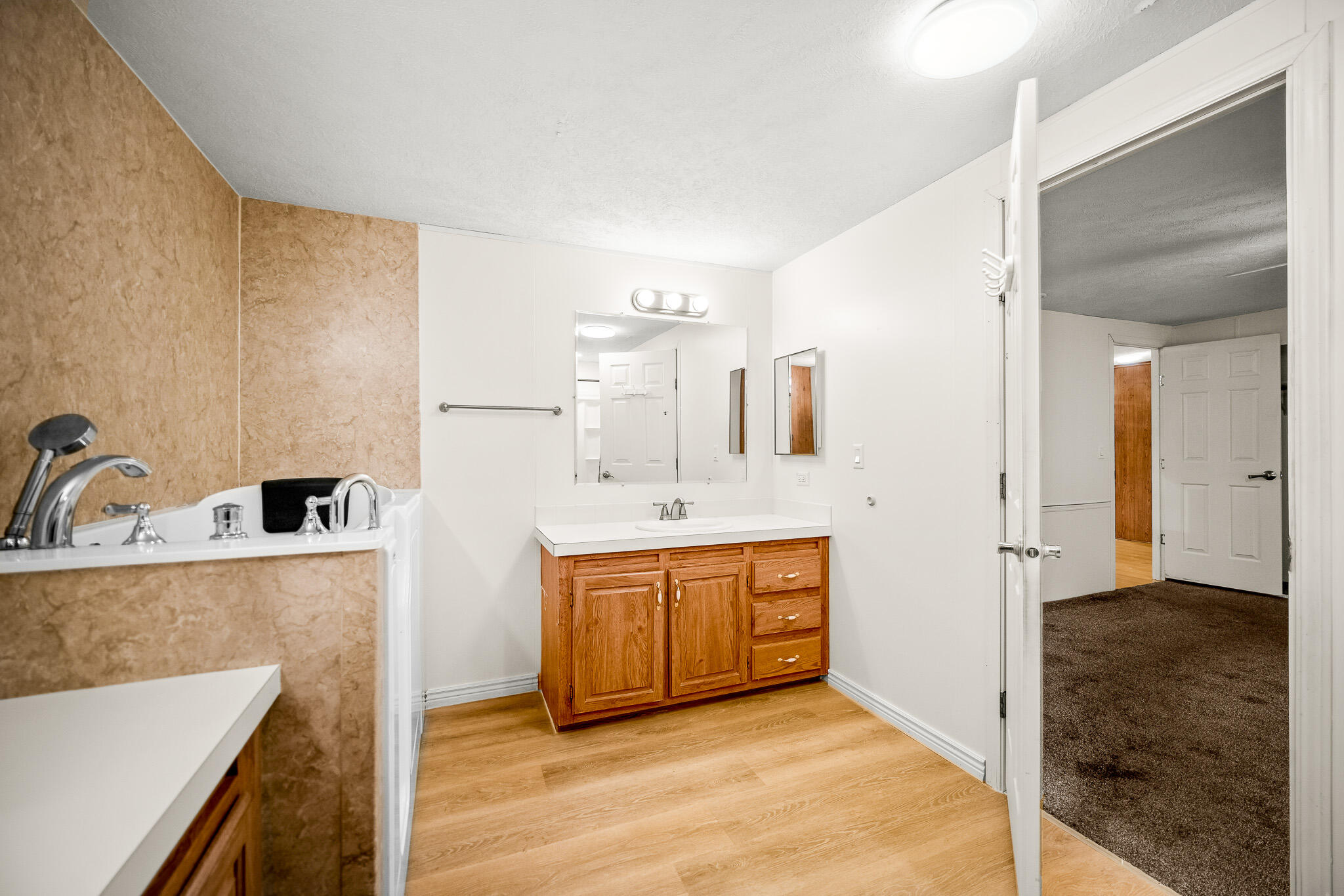 LAVA BLUFF MOBILE HOME PARK - Residential