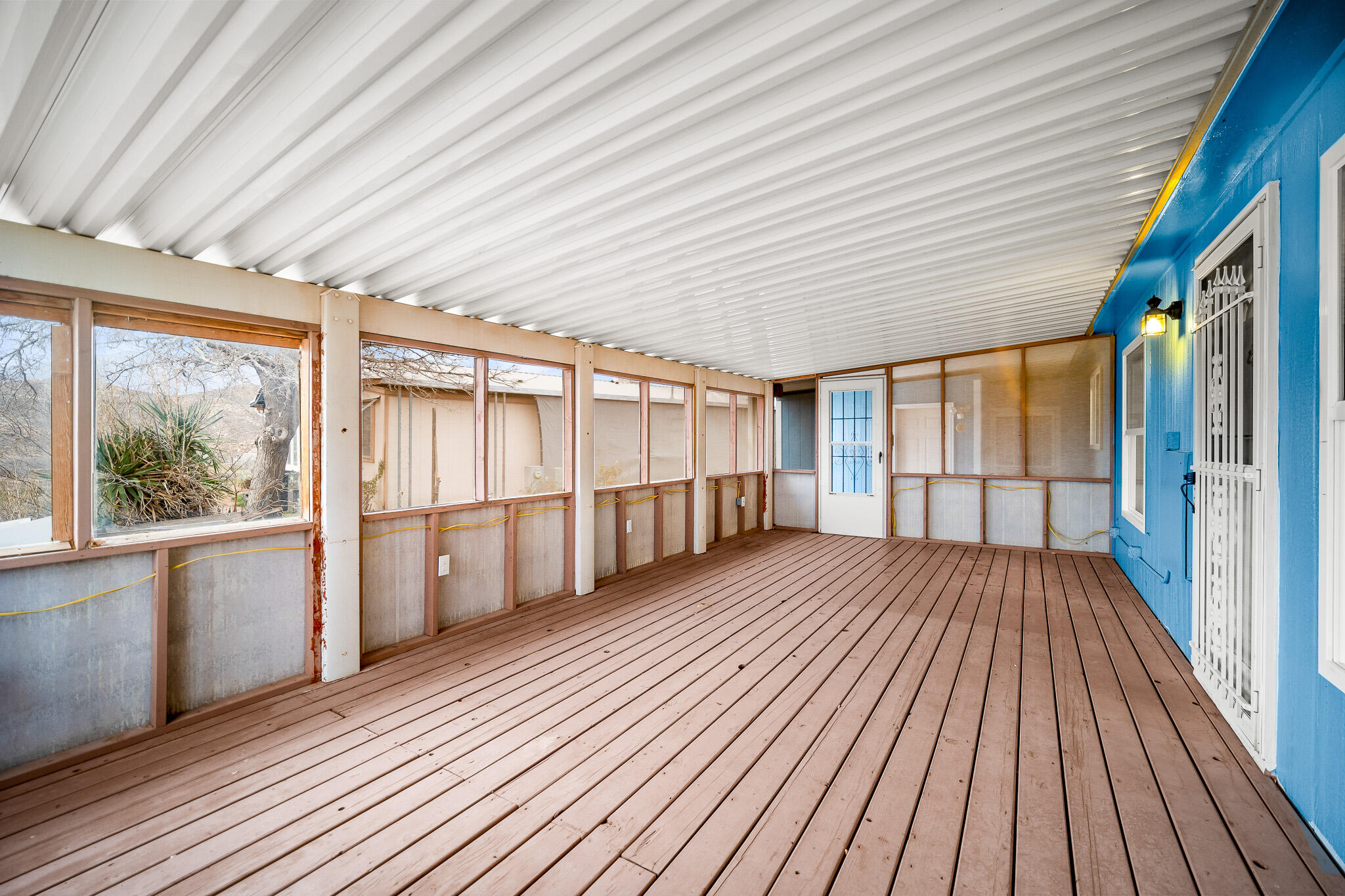 LAVA BLUFF MOBILE HOME PARK - Residential