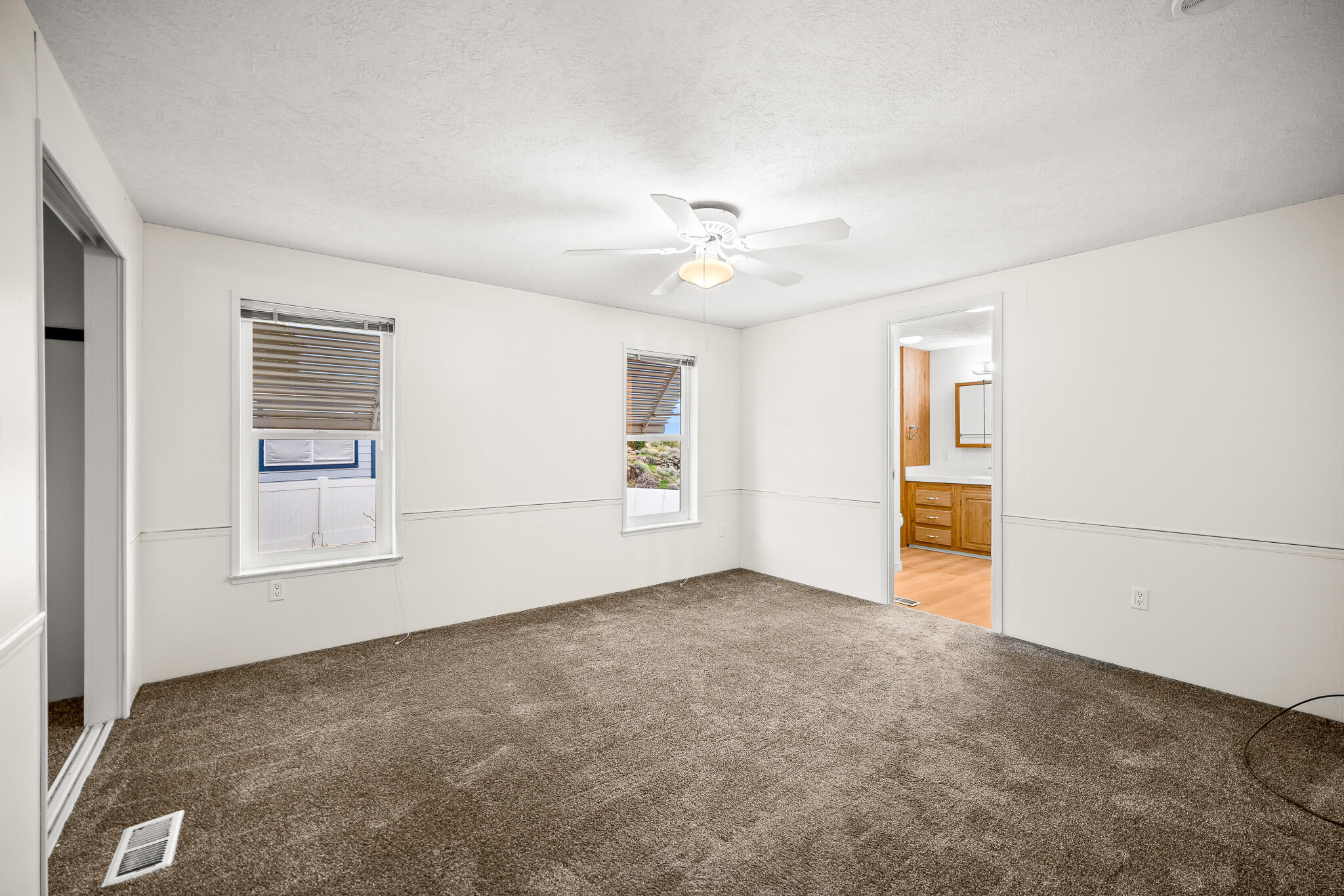 LAVA BLUFF MOBILE HOME PARK - Residential