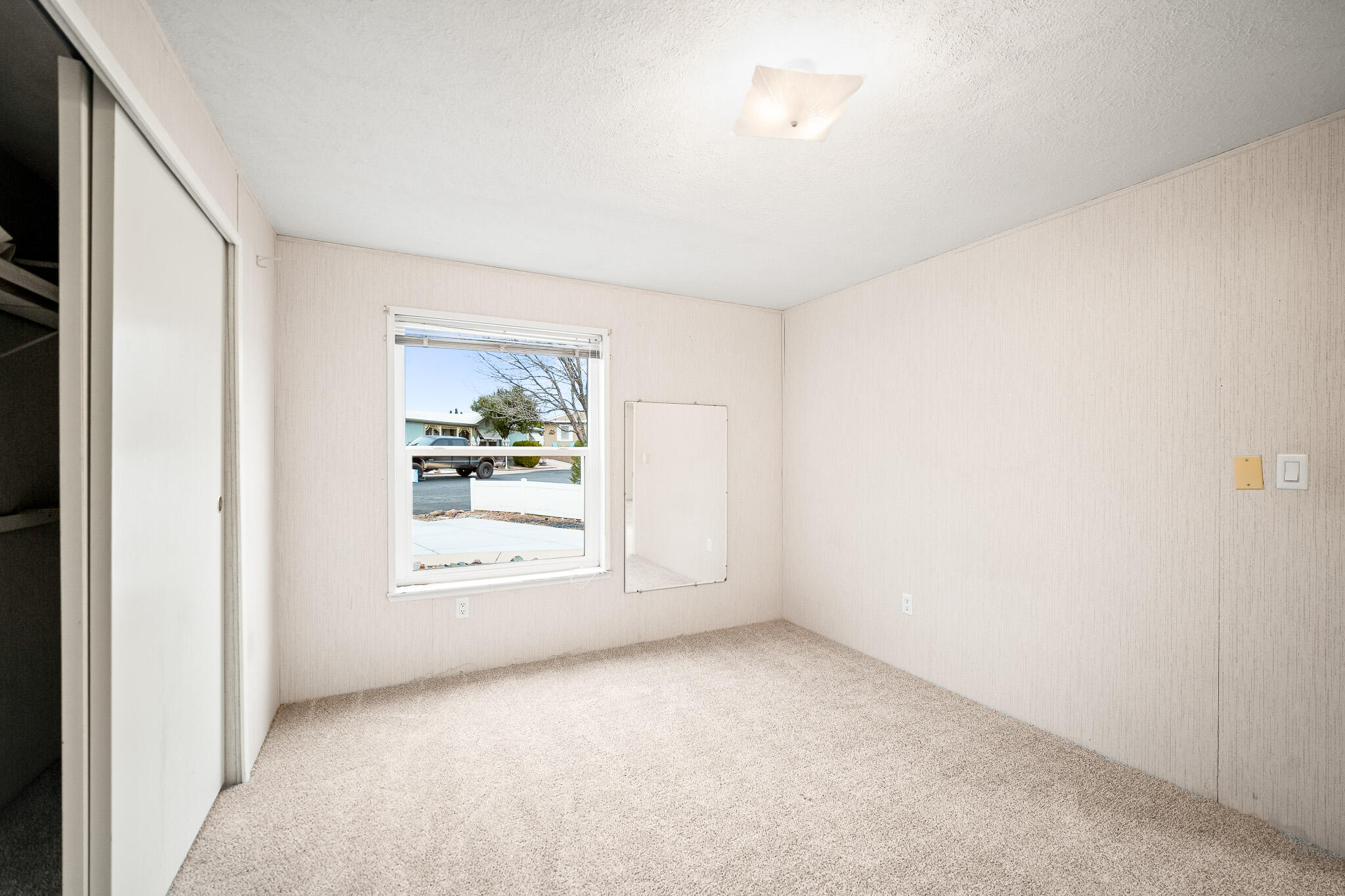 LAVA BLUFF MOBILE HOME PARK - Residential