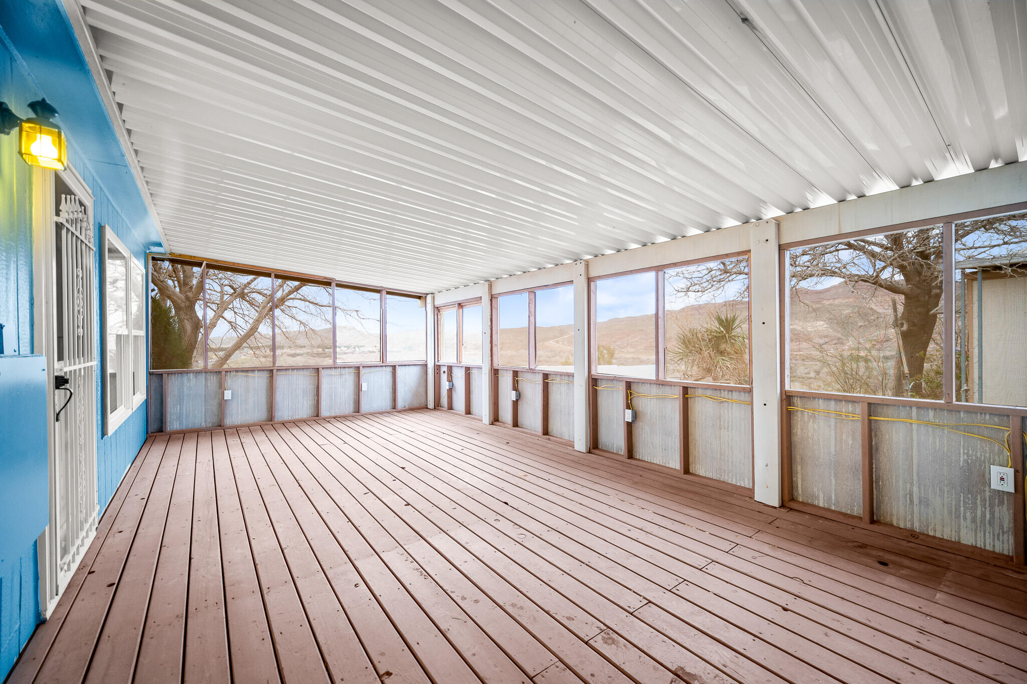 LAVA BLUFF MOBILE HOME PARK - Residential