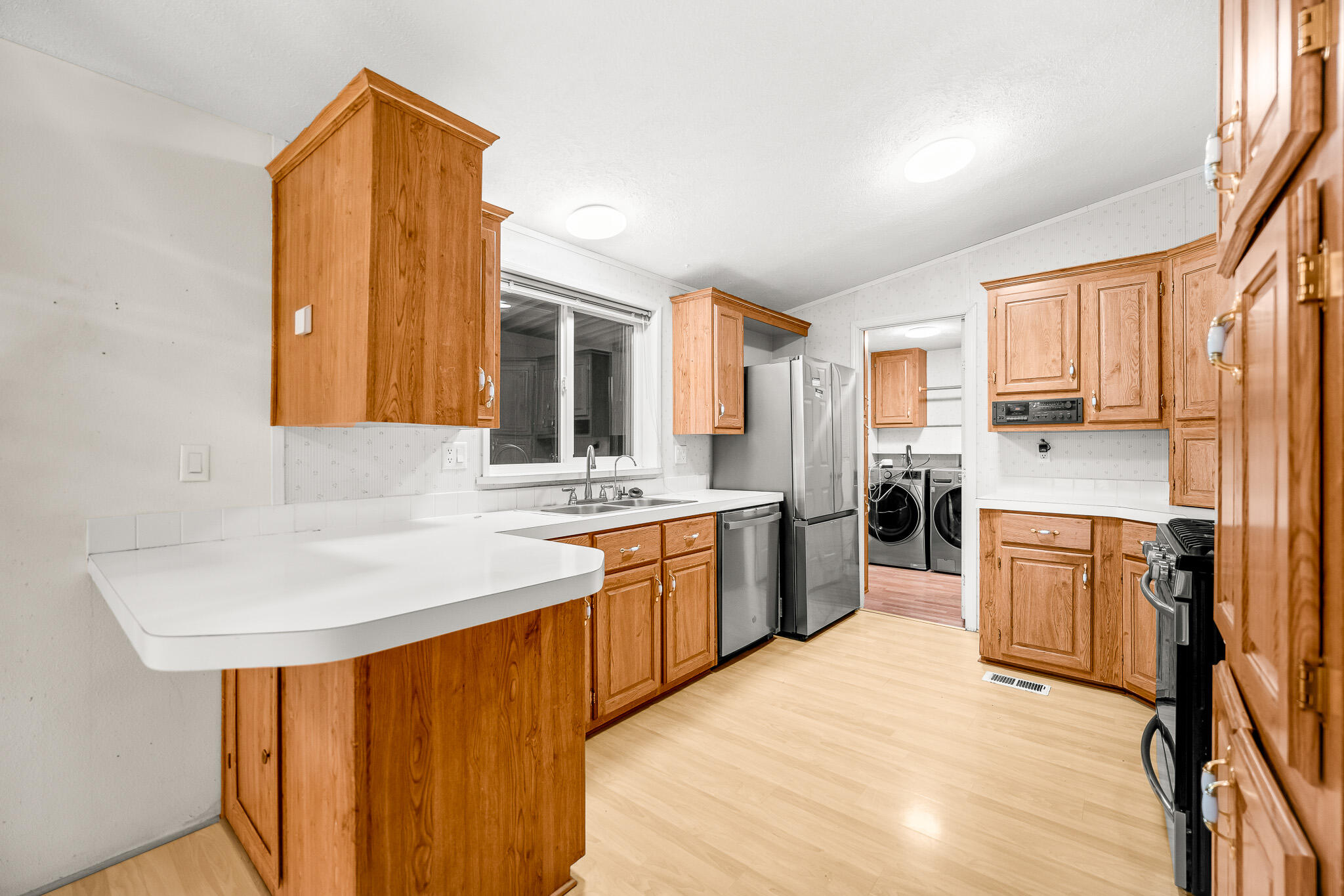 LAVA BLUFF MOBILE HOME PARK - Residential