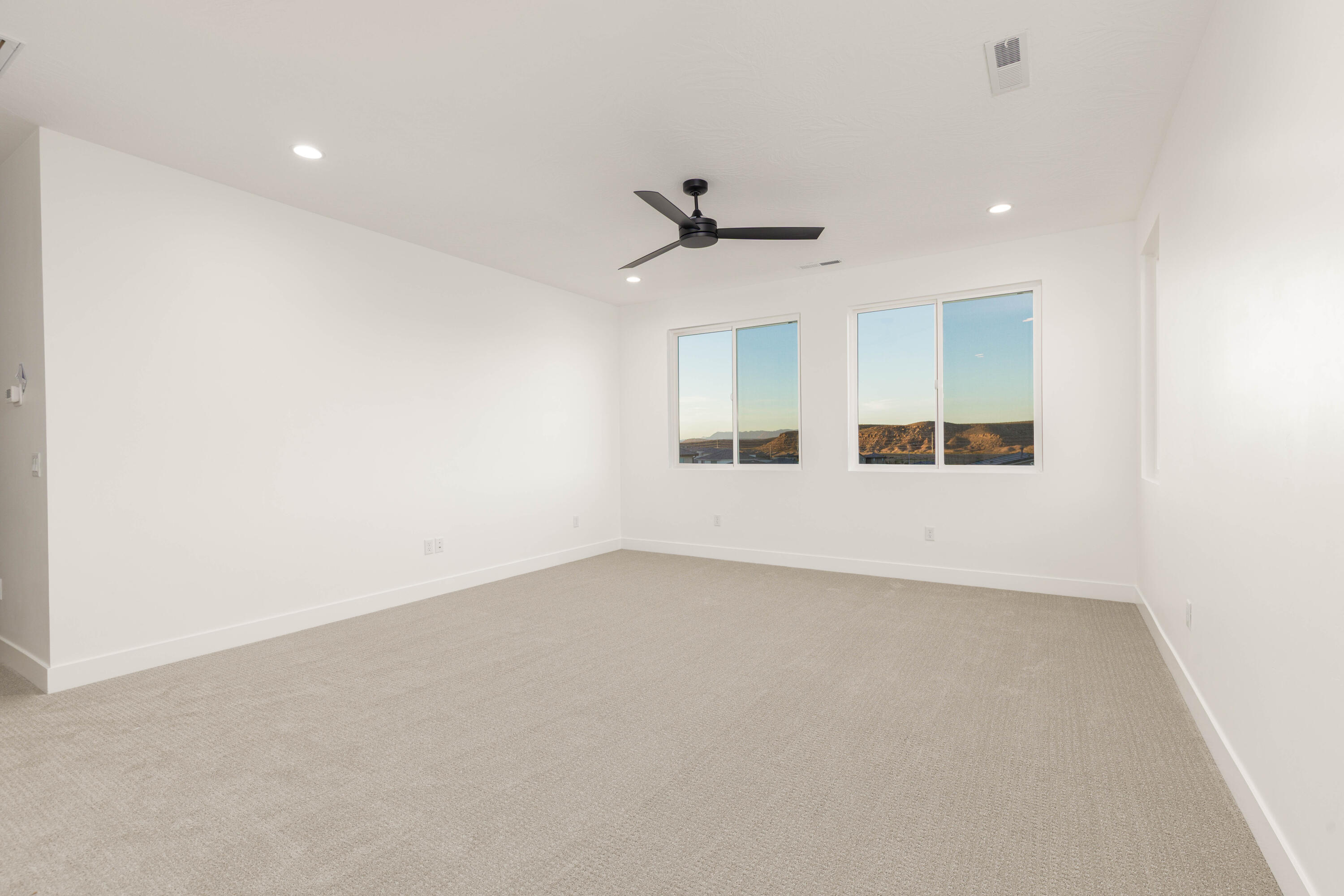 DESERT RESERVE - Residential