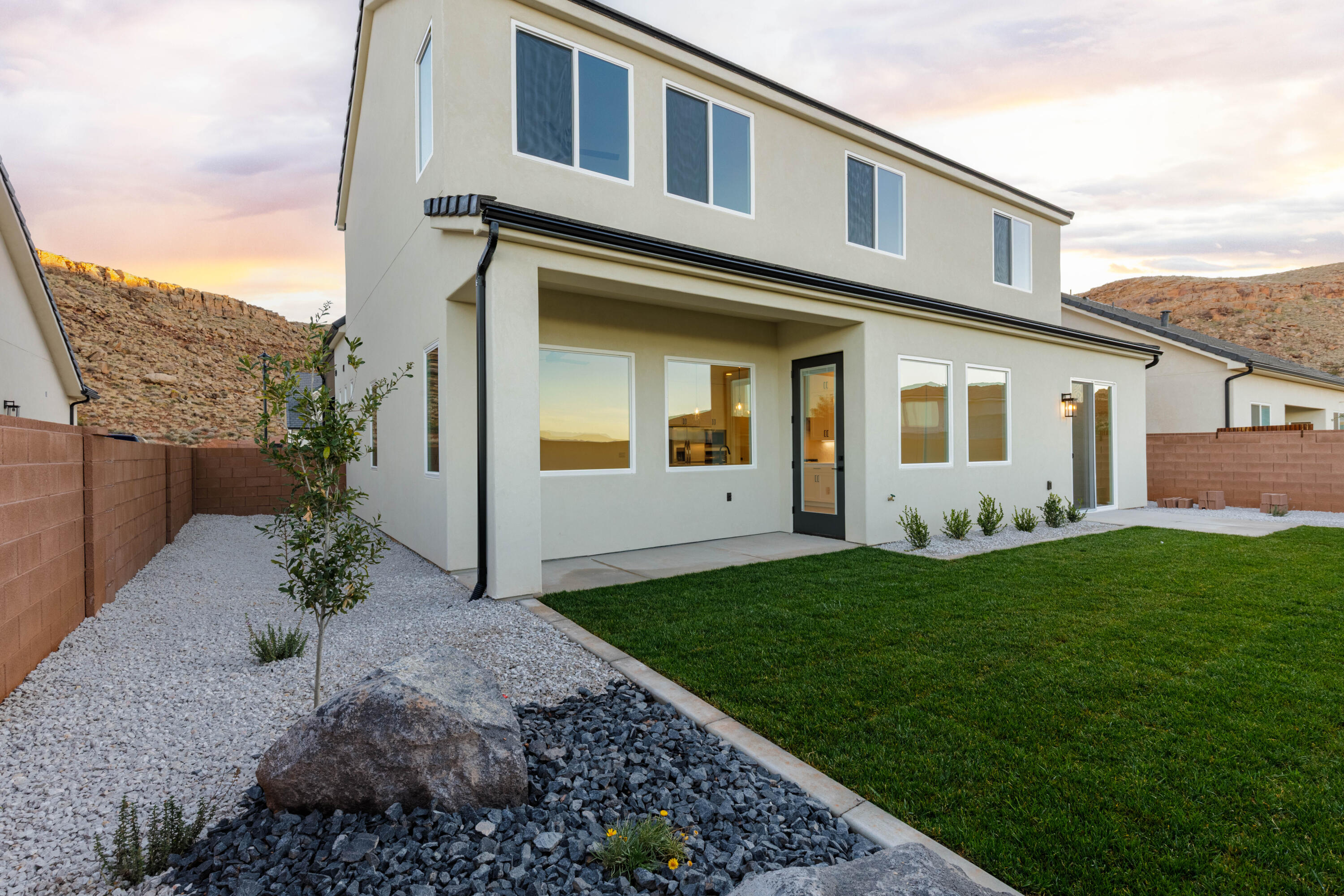 DESERT RESERVE - Residential