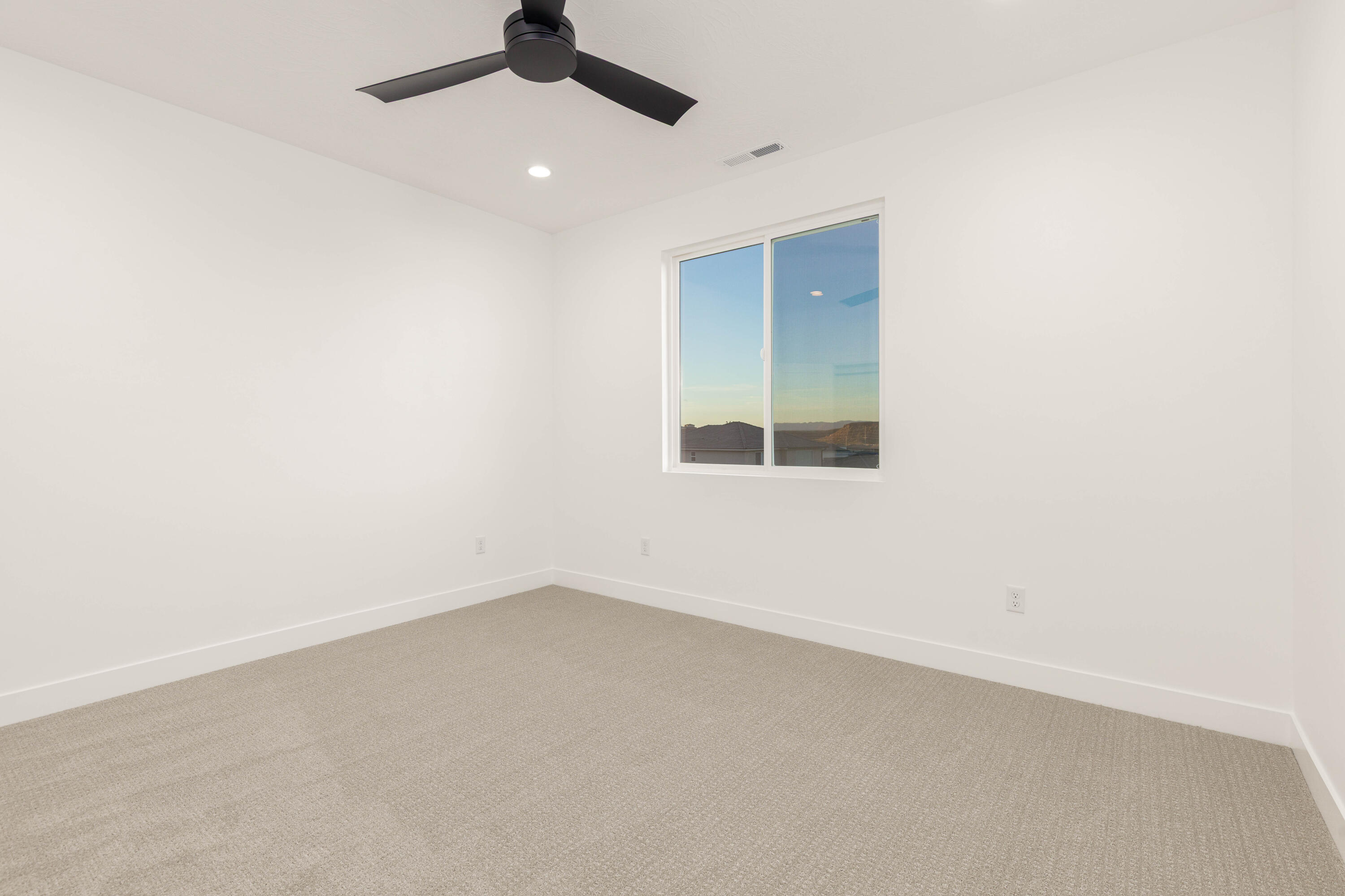 DESERT RESERVE - Residential