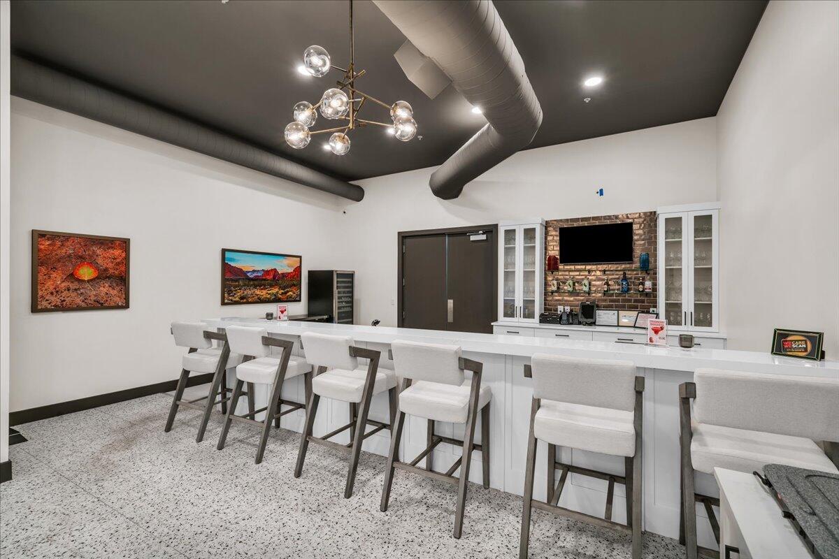 POINT AT SNOW CANYON - Residential