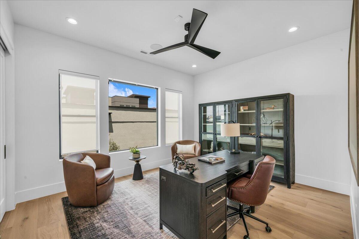 POINT AT SNOW CANYON - Residential