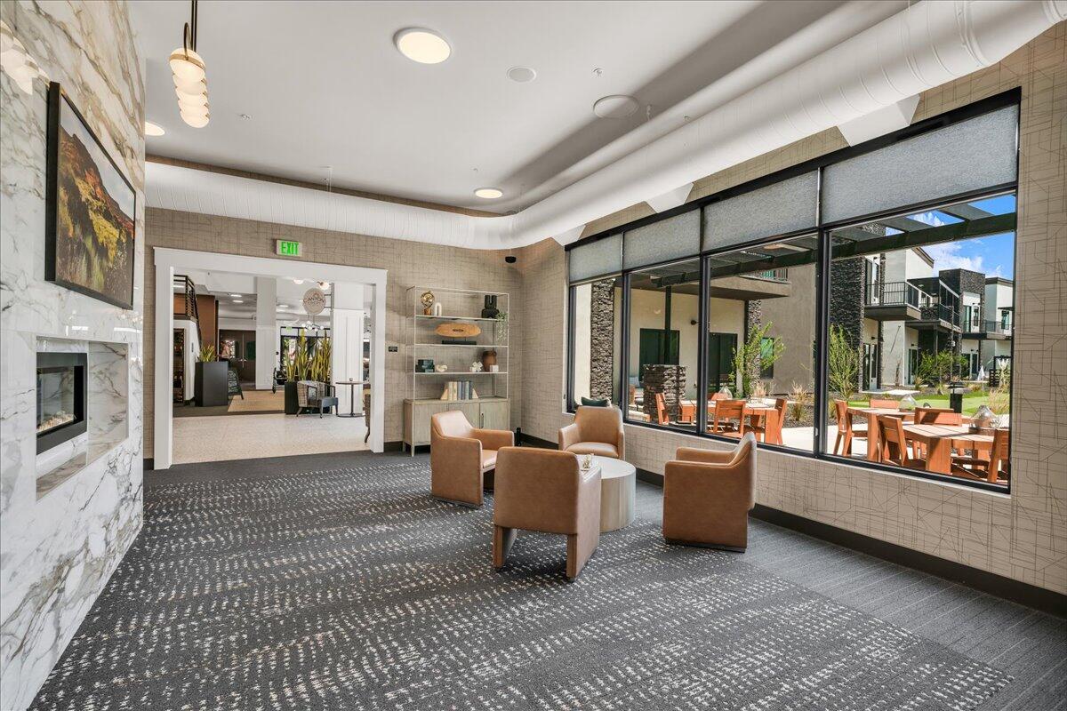 POINT AT SNOW CANYON - Residential