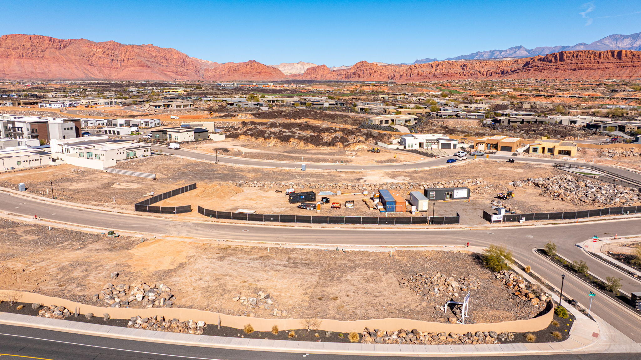 POINT AT SNOW CANYON - Residential