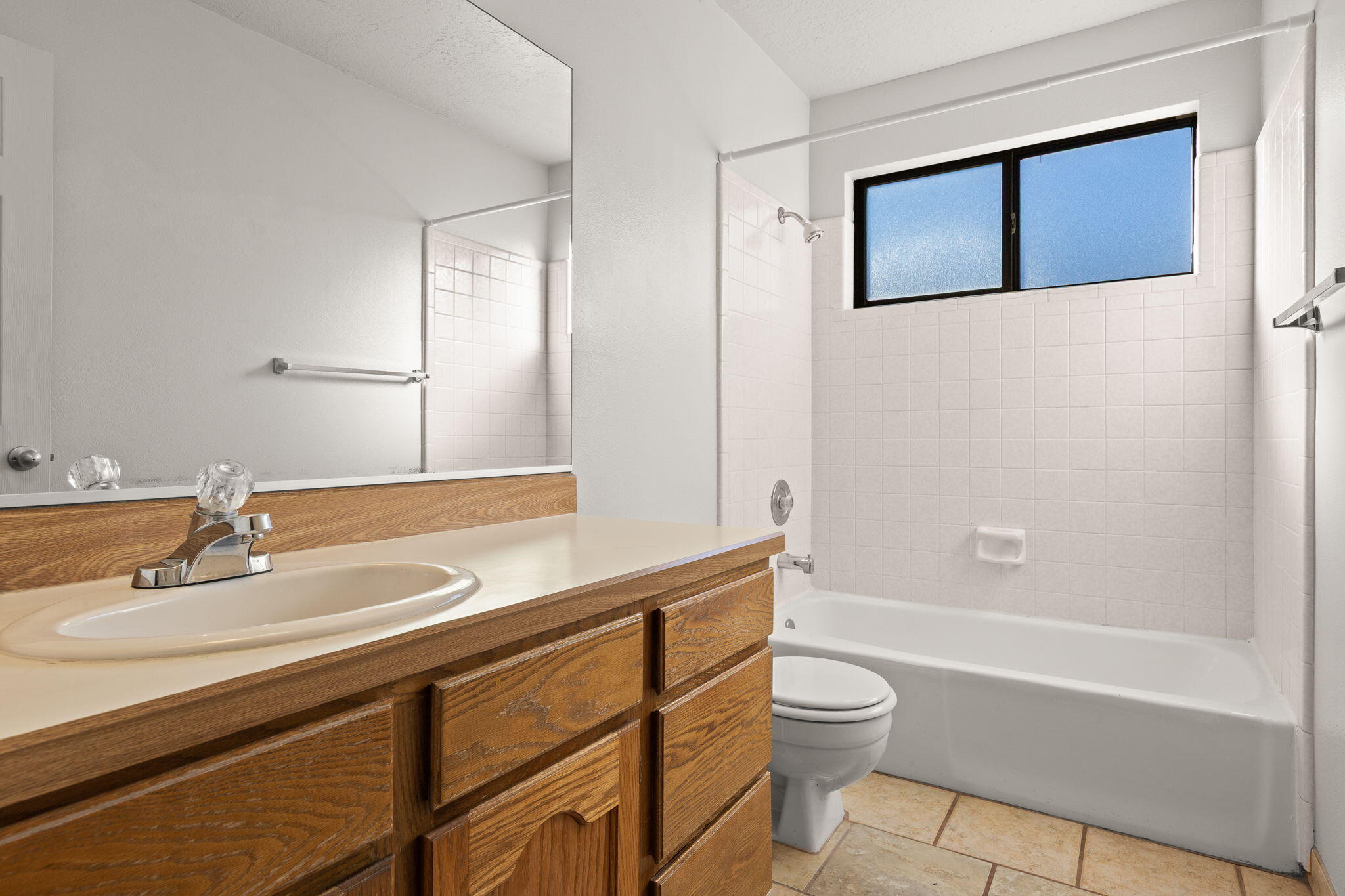 GARDENS SOUTH CONDOS - Residential