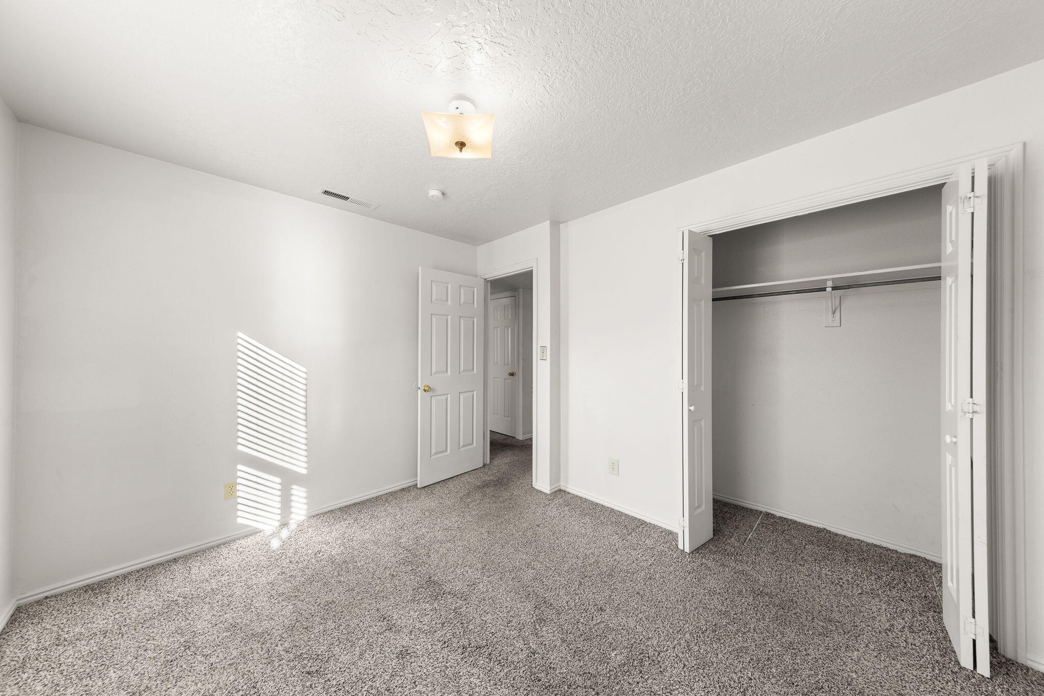 GARDENS SOUTH CONDOS - Residential