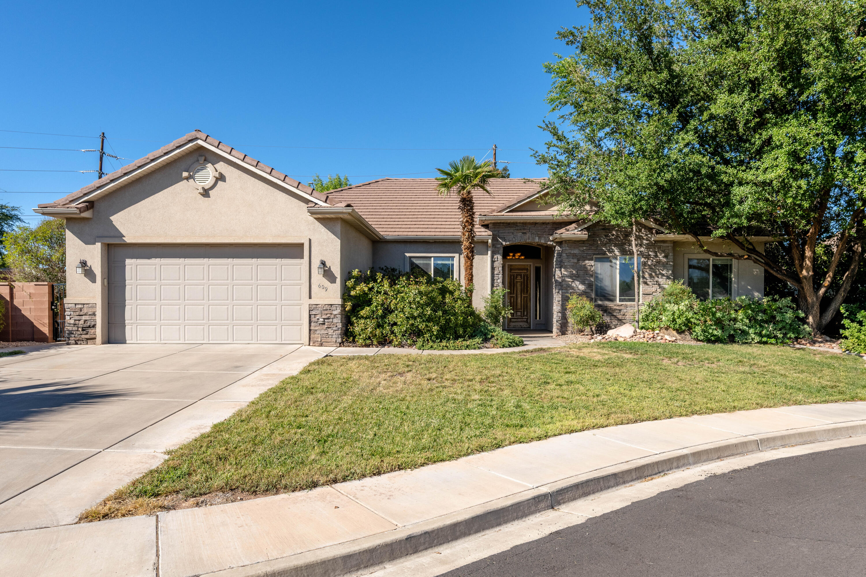 COUNTRYSIDE - Residential