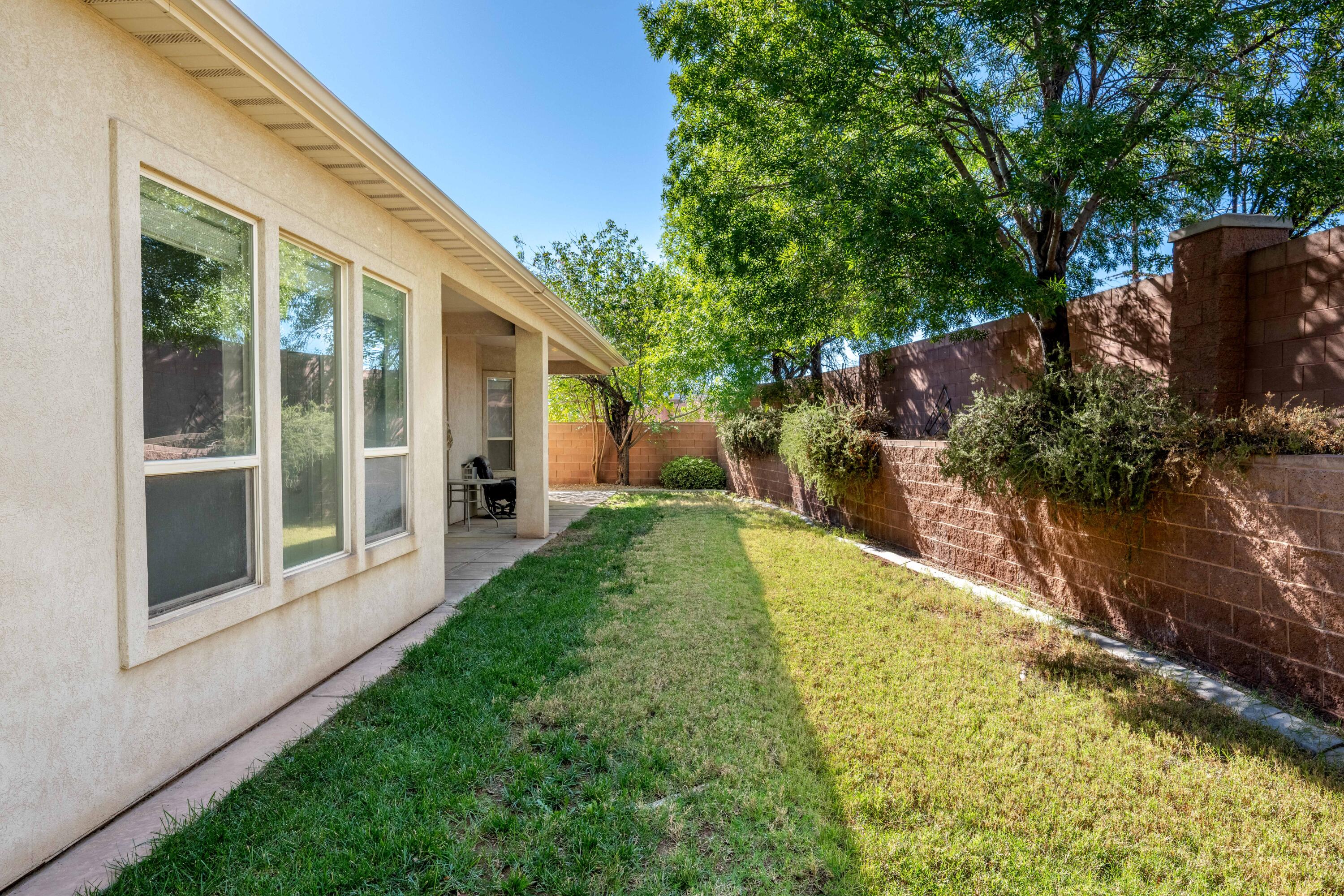 COUNTRYSIDE - Residential