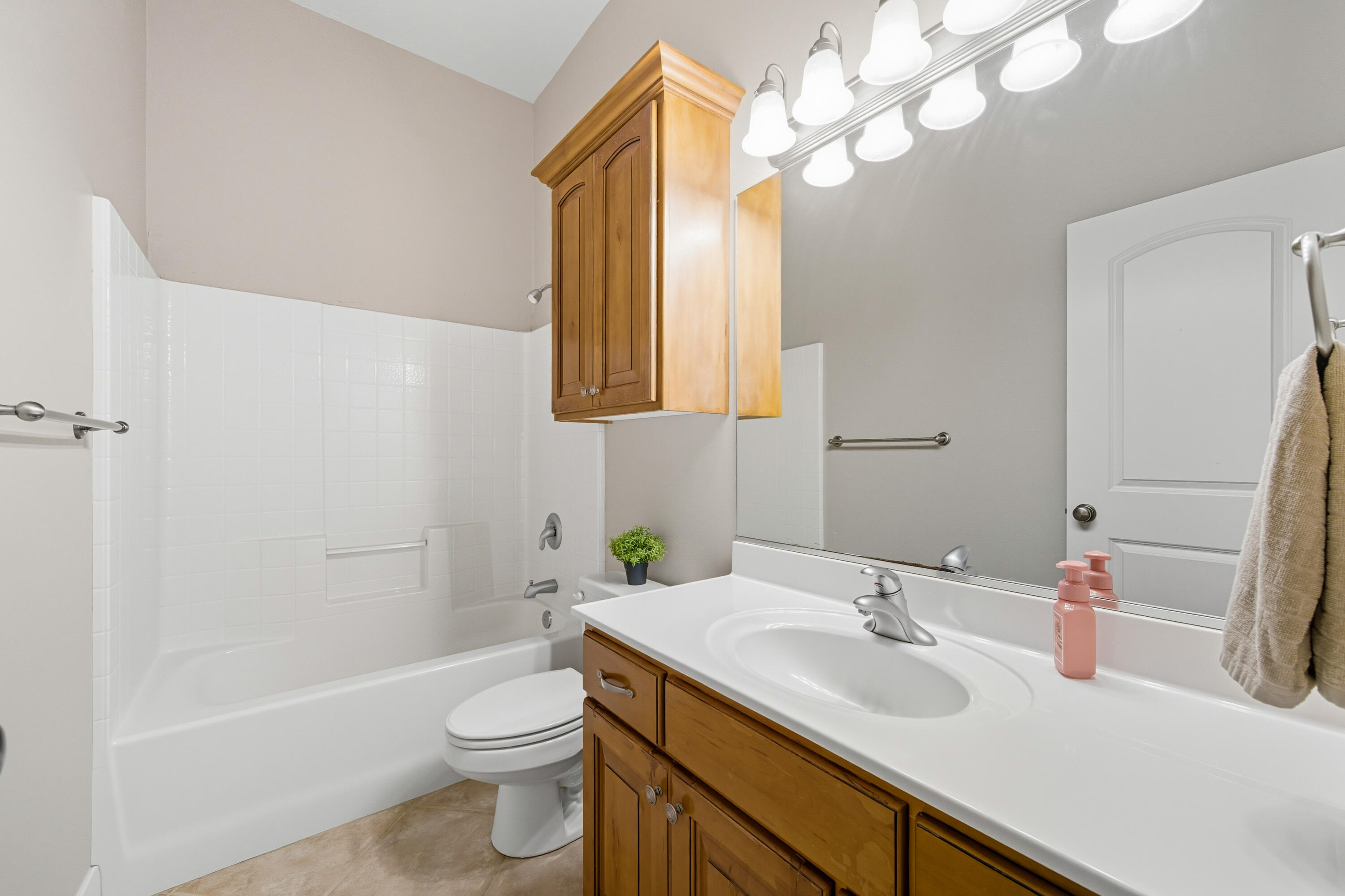 COUNTRYSIDE - Residential