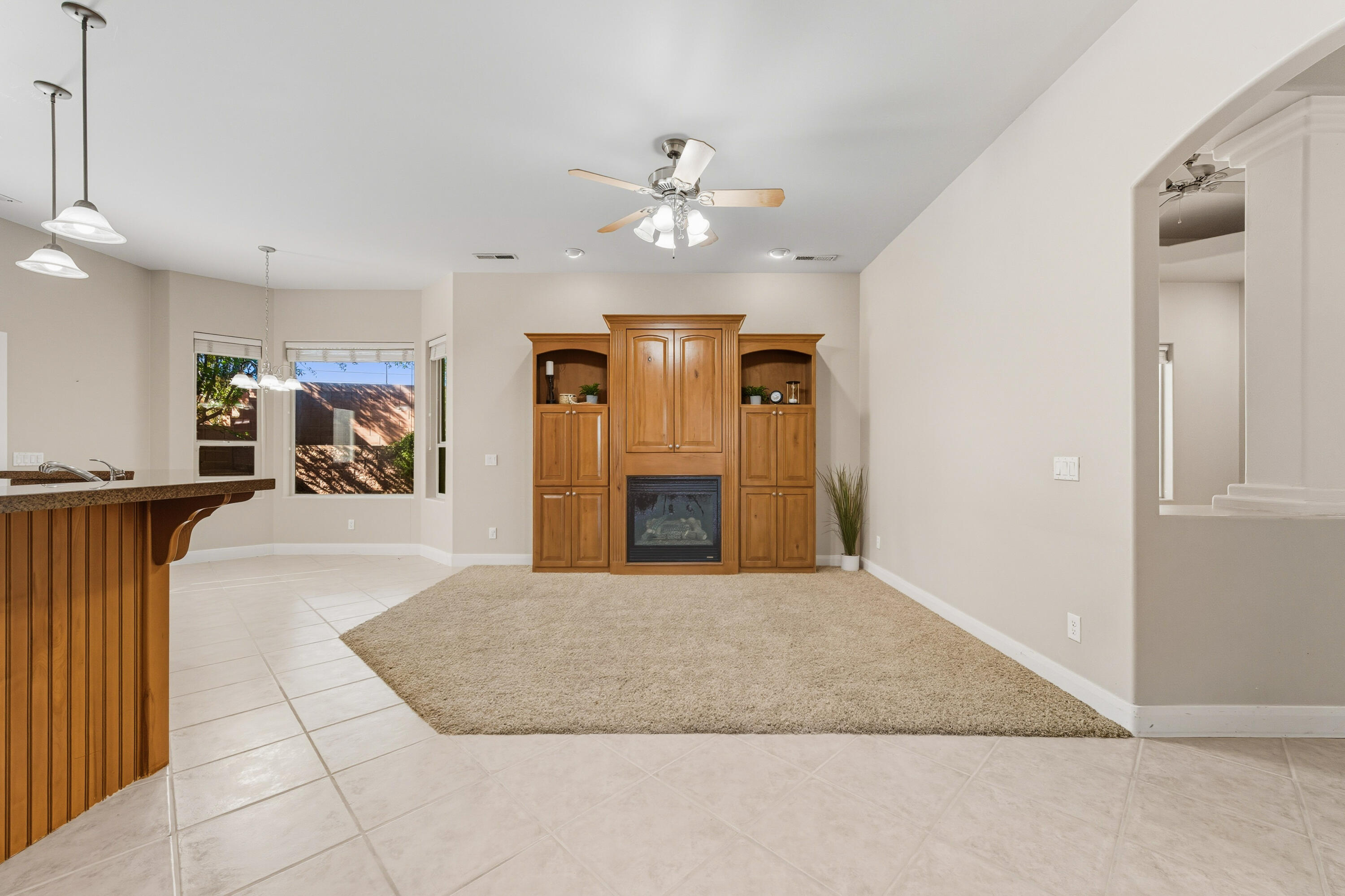 COUNTRYSIDE - Residential