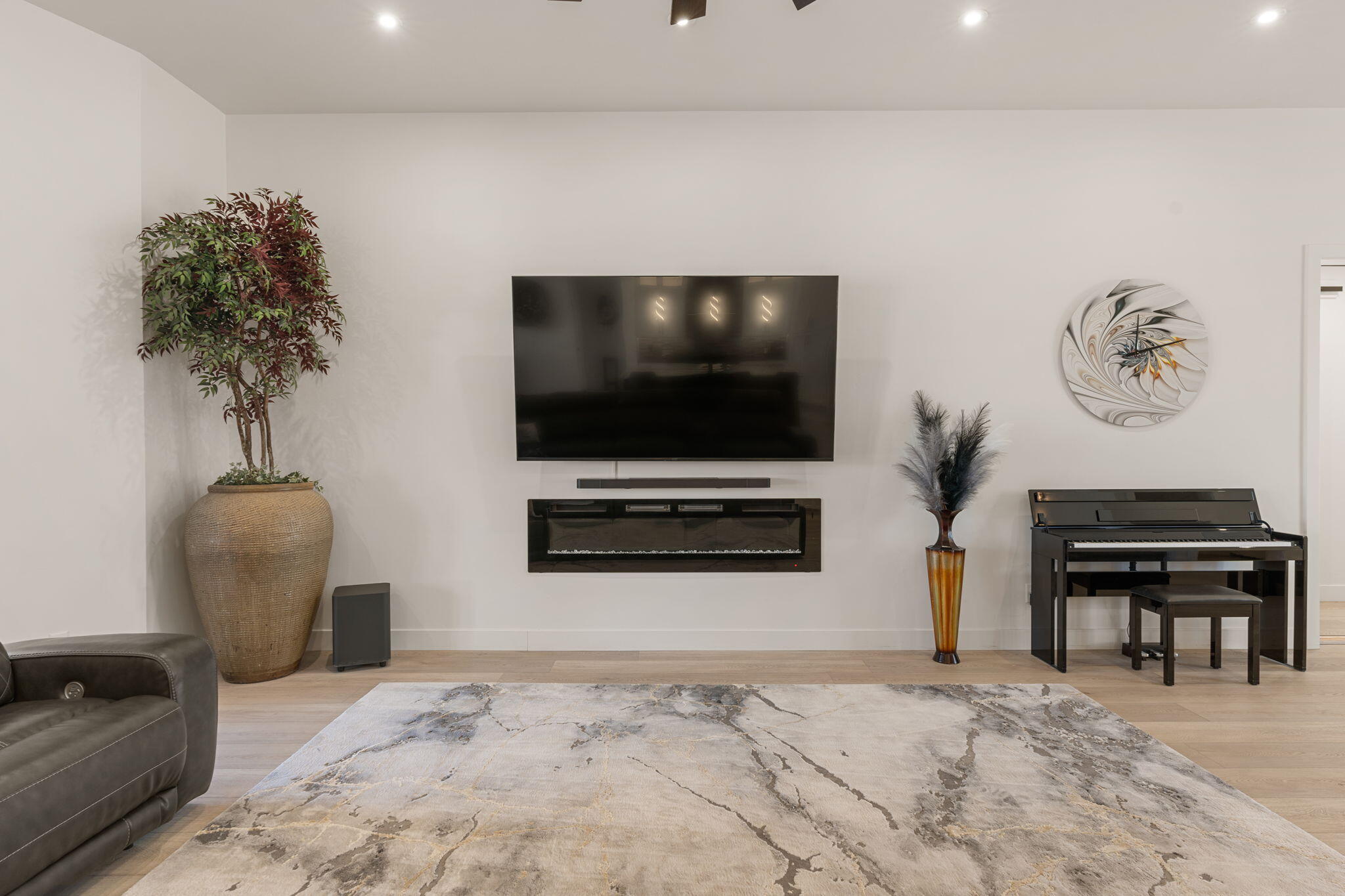 MAJESTIC FIELDS - Residential