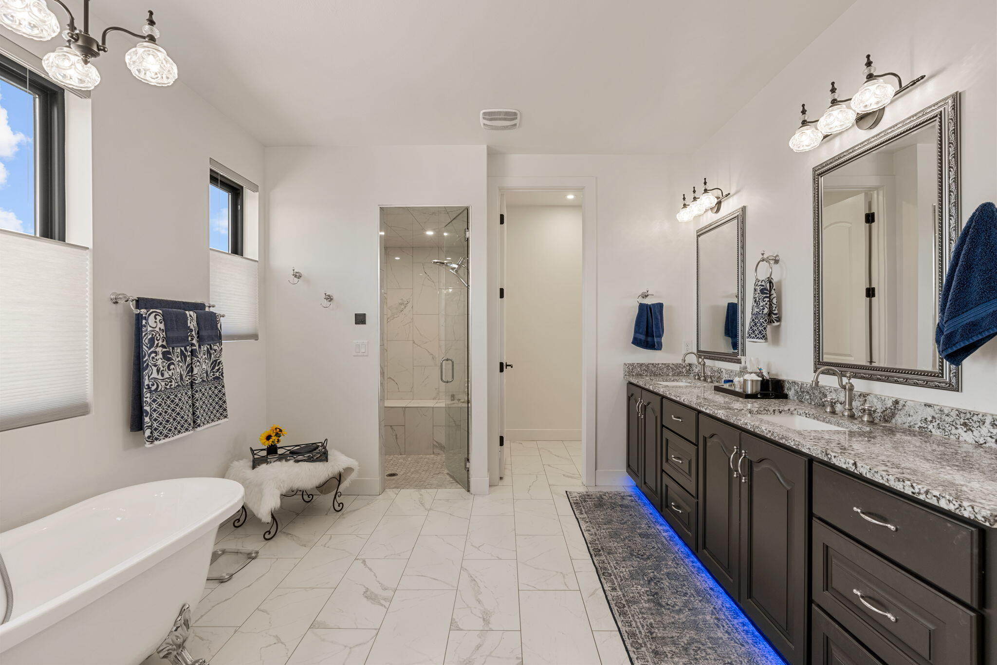 MAJESTIC FIELDS - Residential