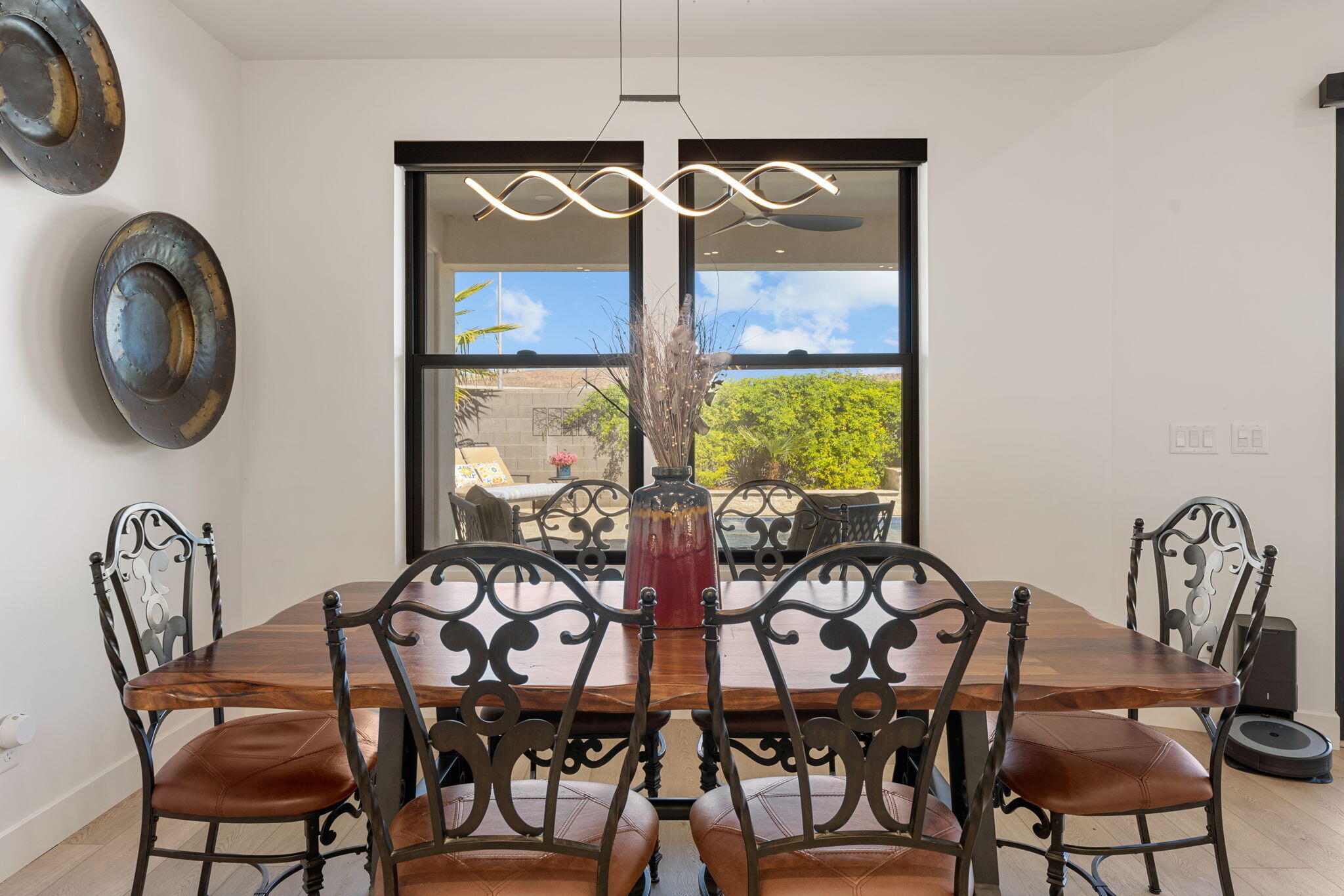 MAJESTIC FIELDS - Residential