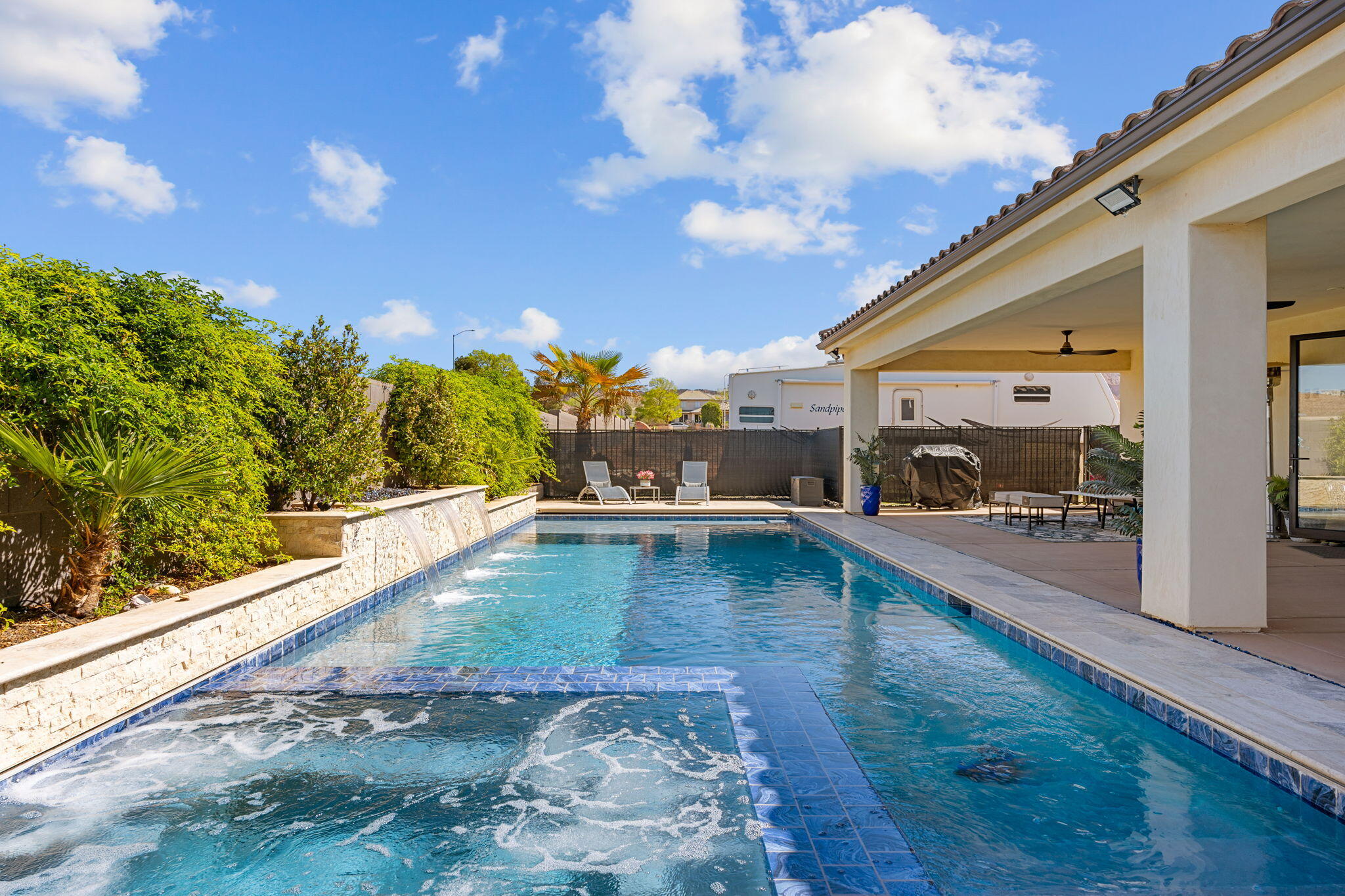 MAJESTIC FIELDS - Residential