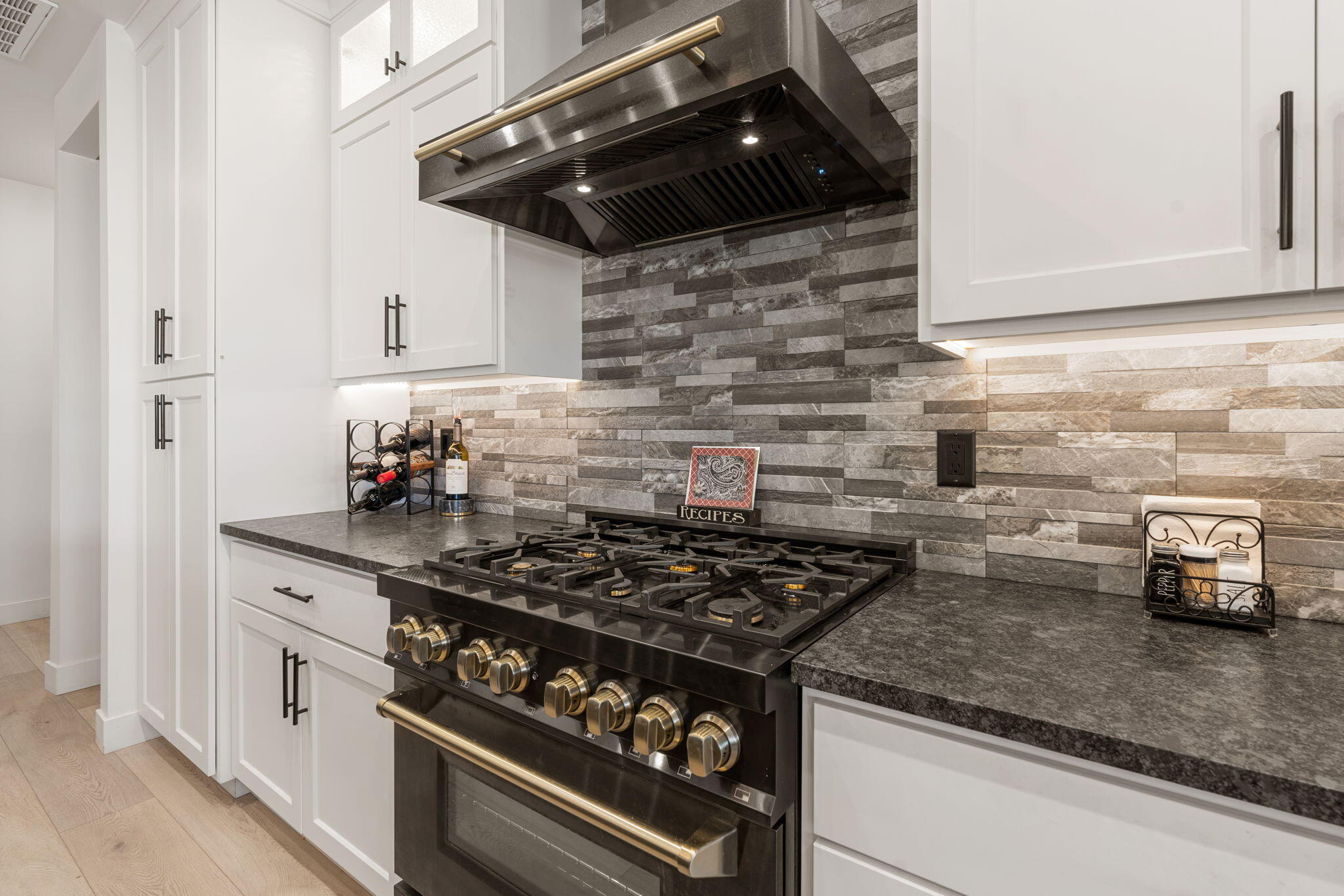 MAJESTIC FIELDS - Residential