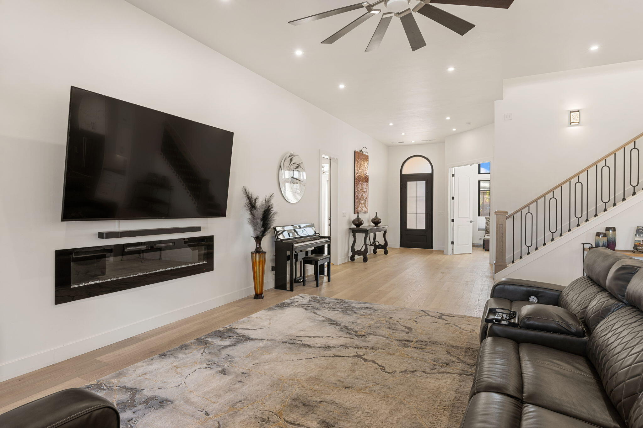 MAJESTIC FIELDS - Residential