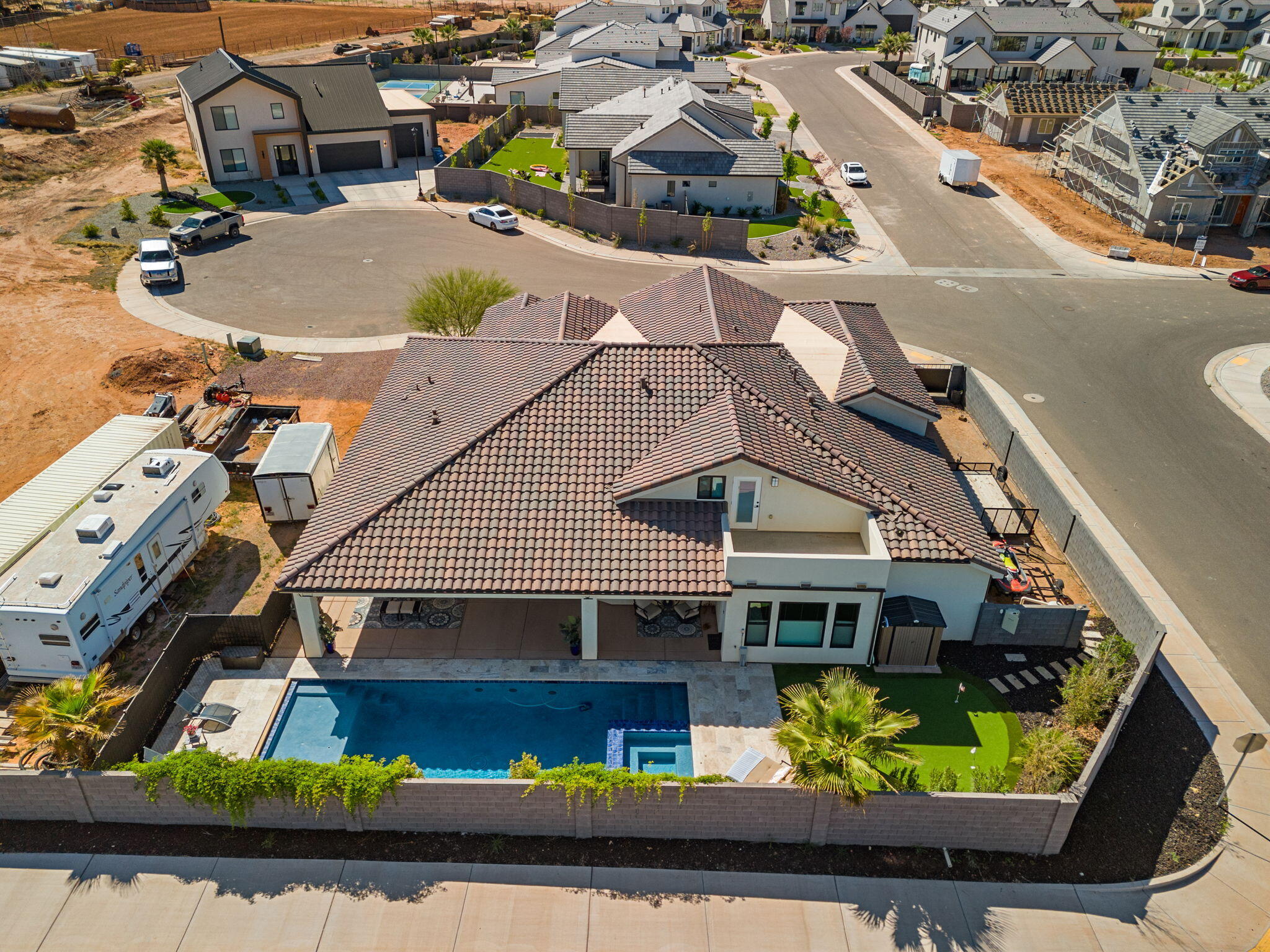 MAJESTIC FIELDS - Residential