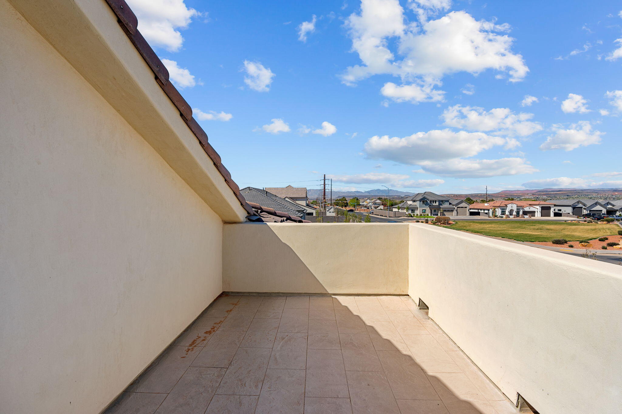 MAJESTIC FIELDS - Residential