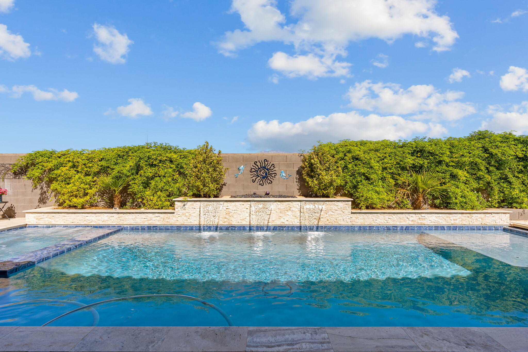 MAJESTIC FIELDS - Residential