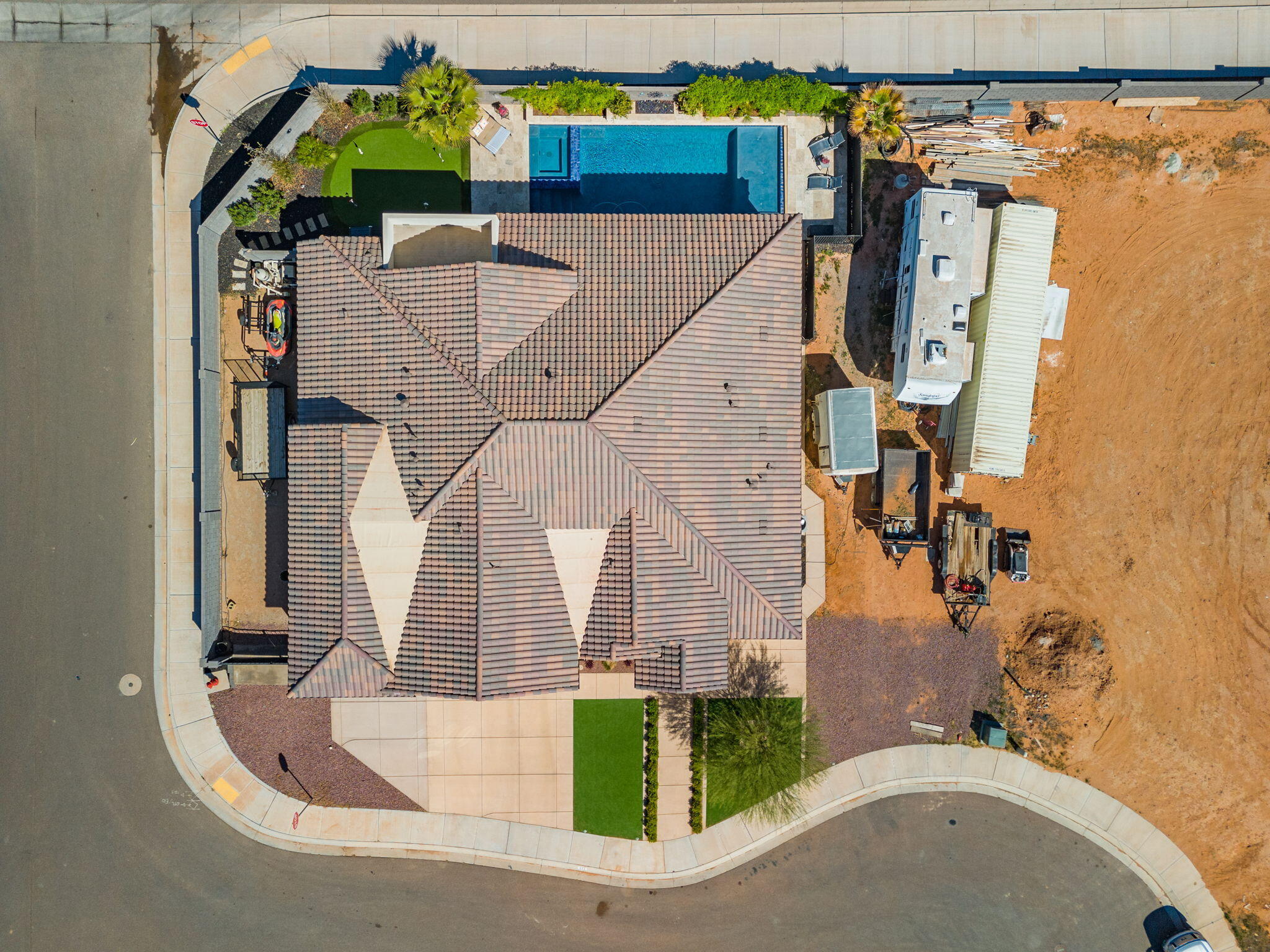 MAJESTIC FIELDS - Residential