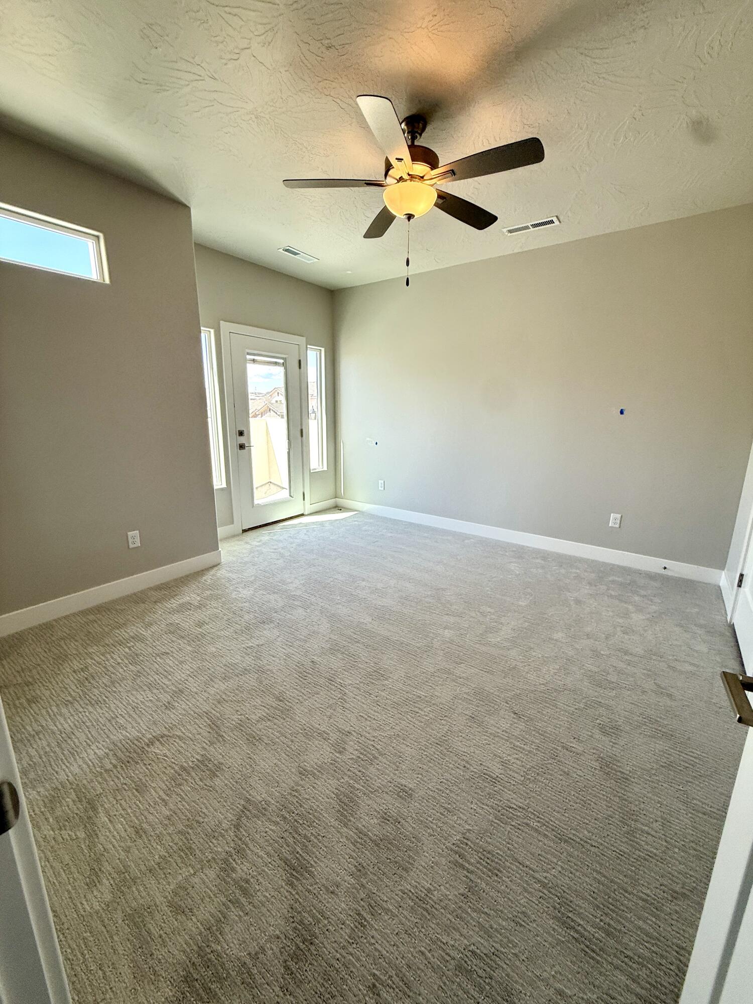 FRANKLIN FIELDS - Residential