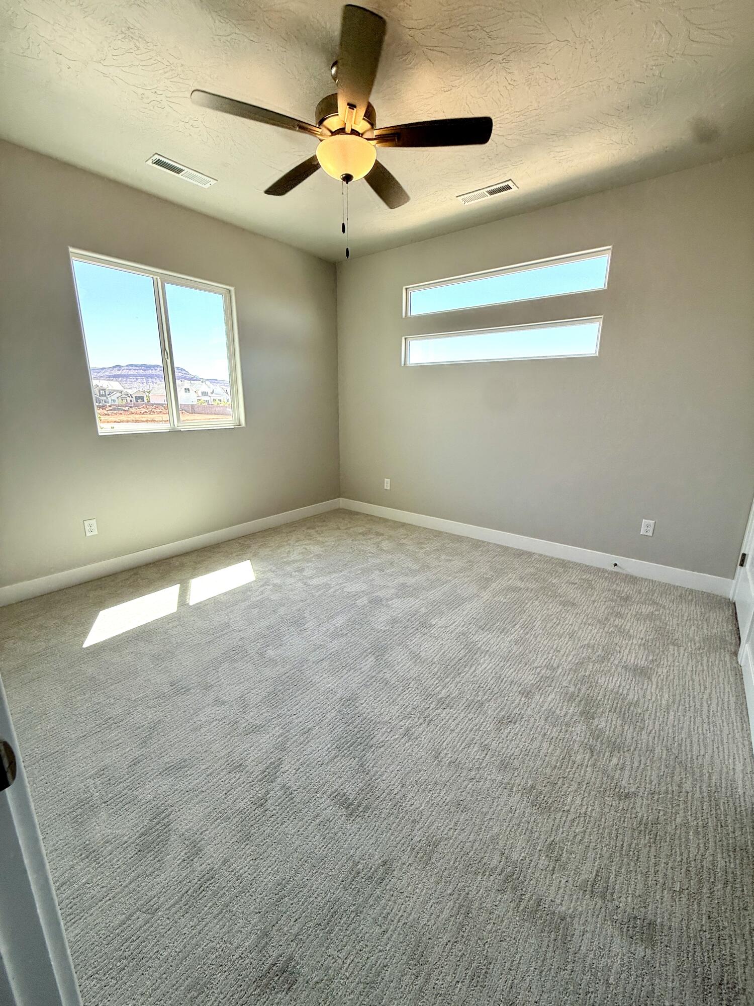 FRANKLIN FIELDS - Residential