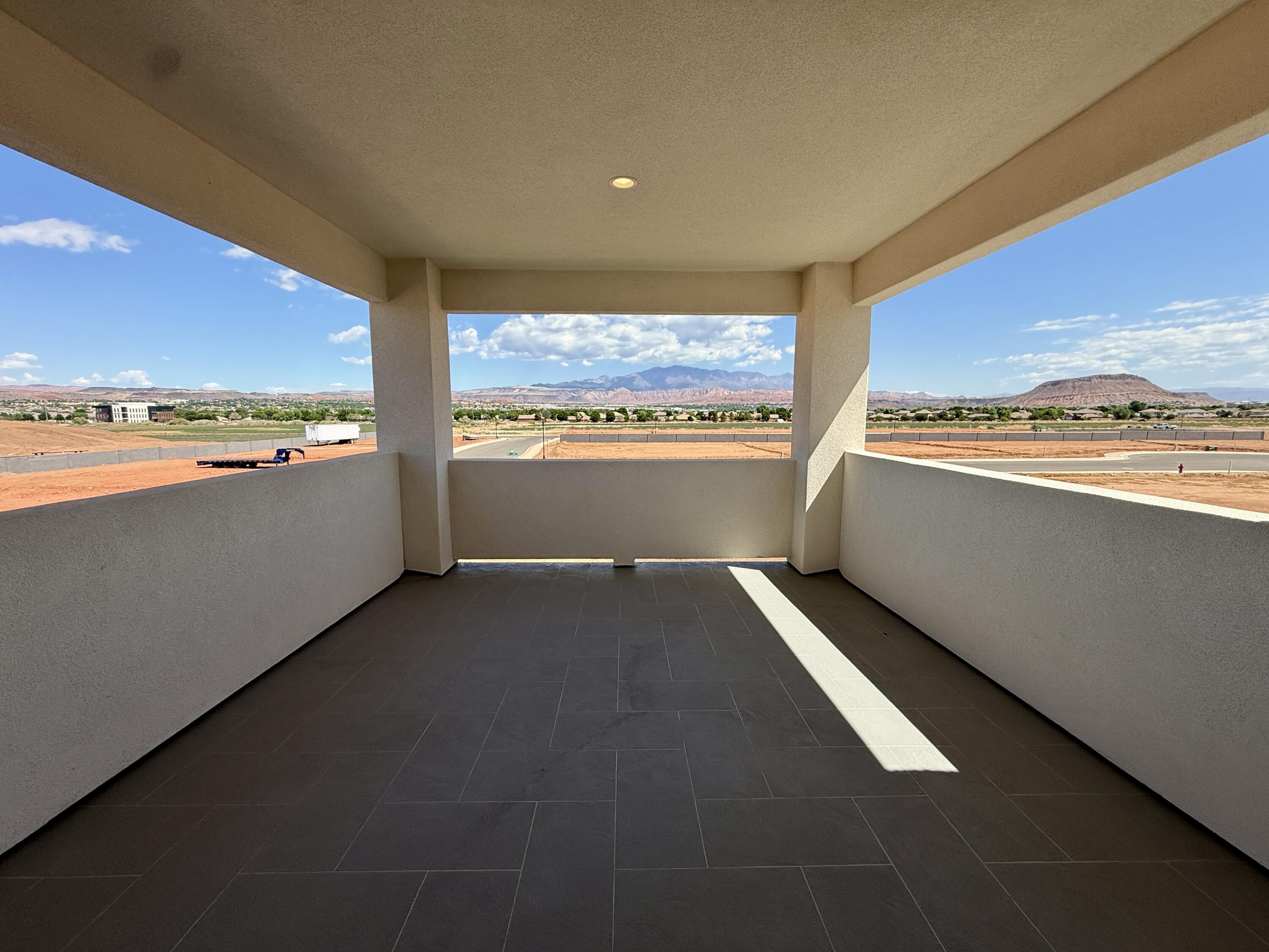 FRANKLIN FIELDS - Residential