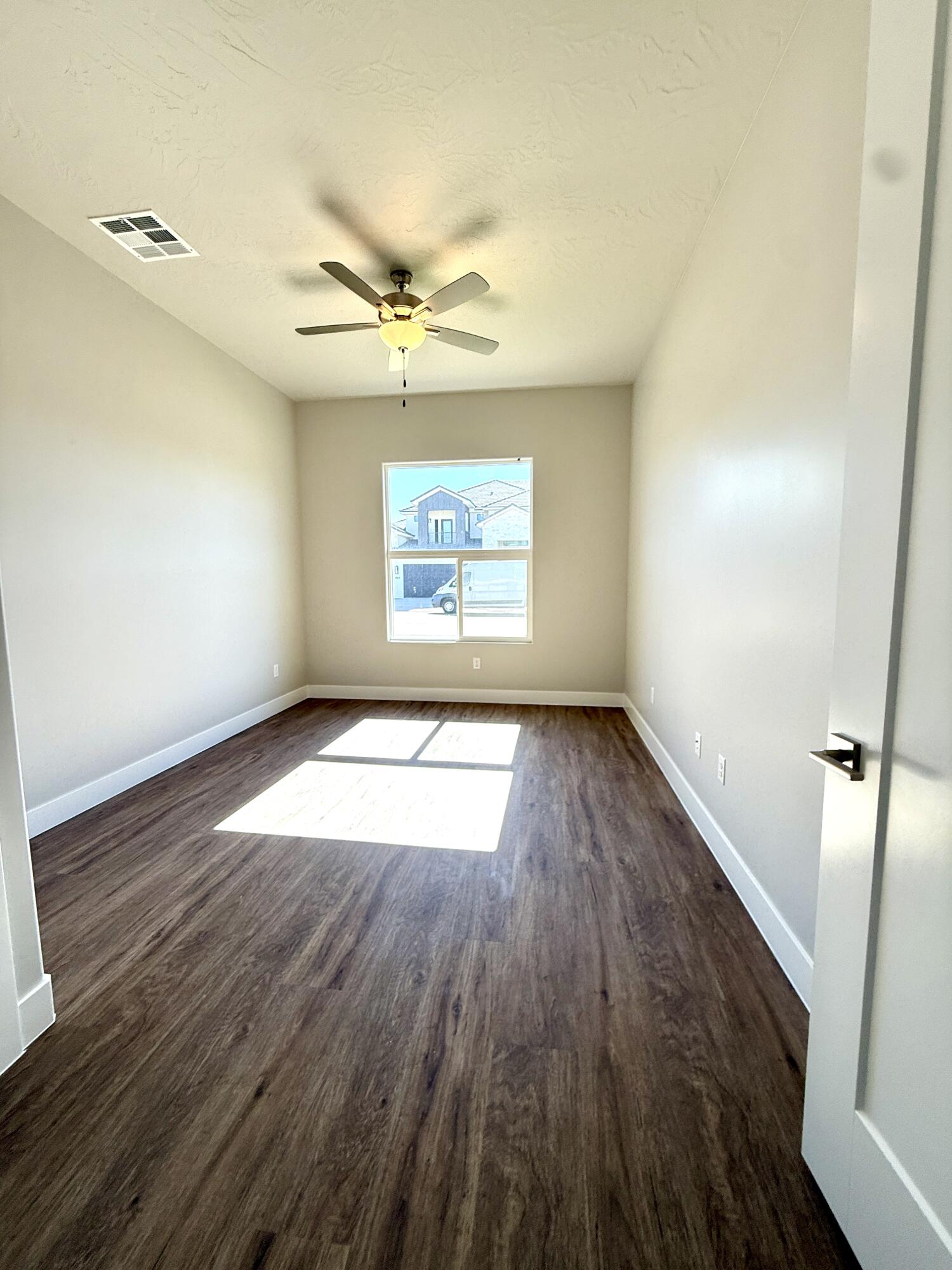 FRANKLIN FIELDS - Residential