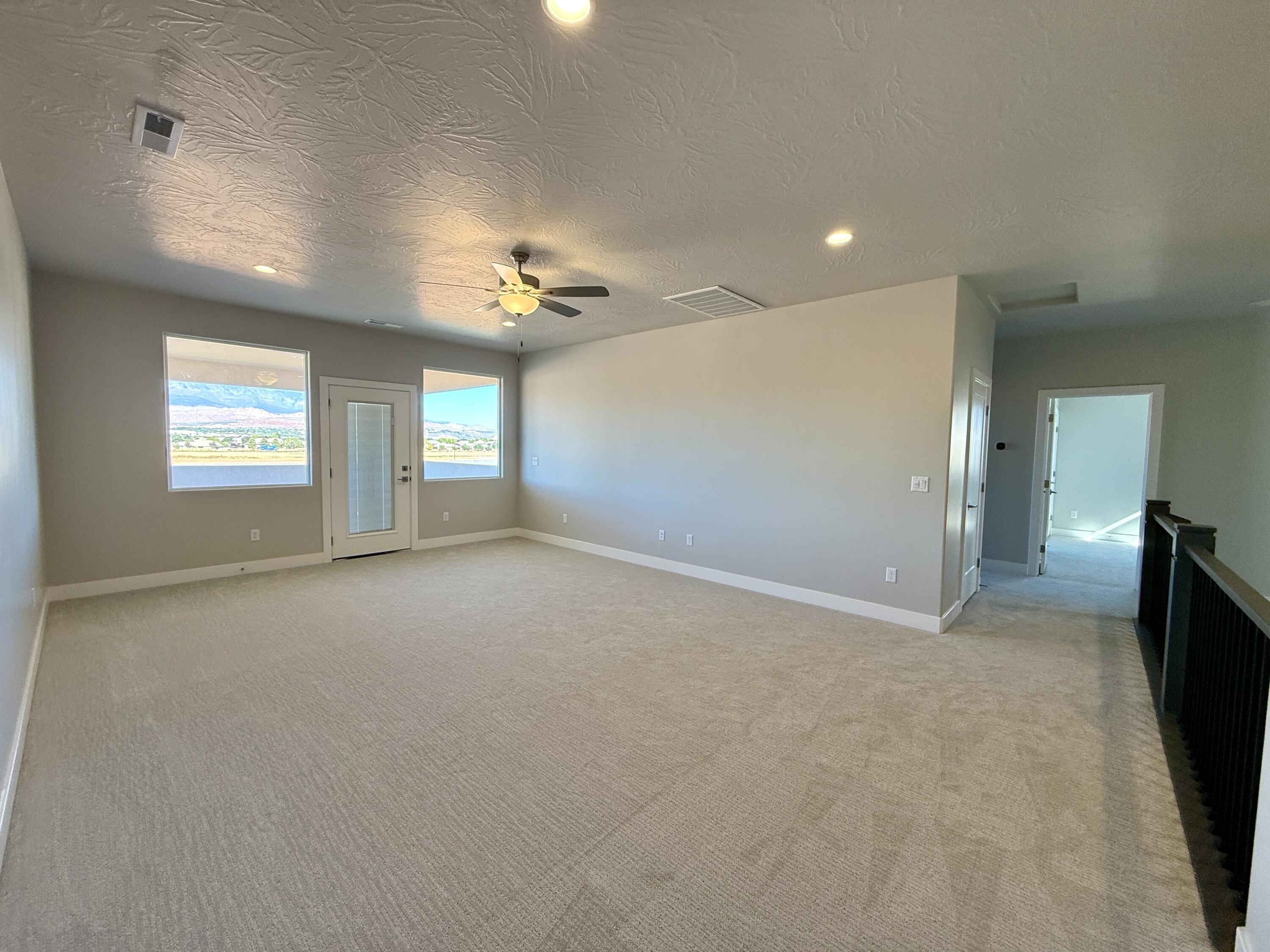 FRANKLIN FIELDS - Residential