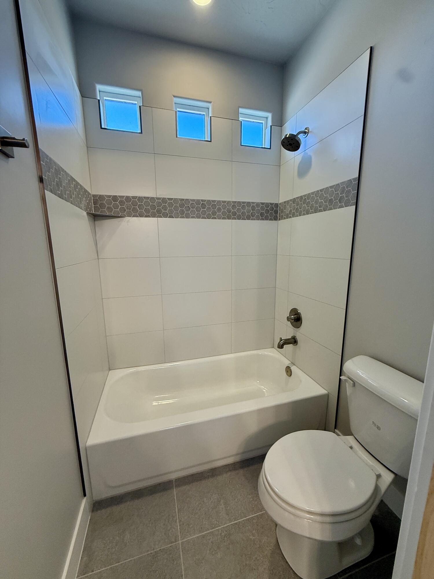 FRANKLIN FIELDS - Residential