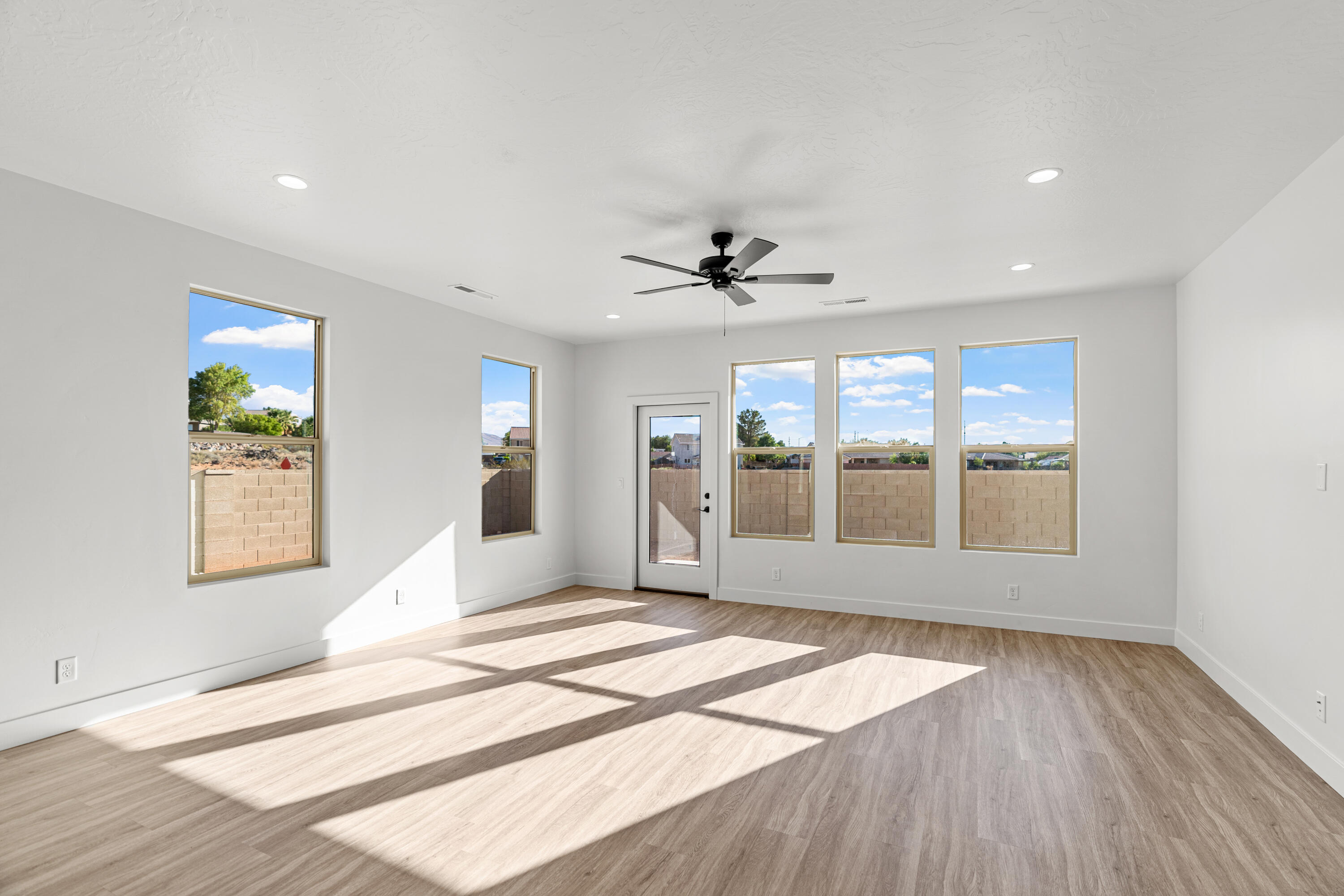 SANDS COVE - Residential