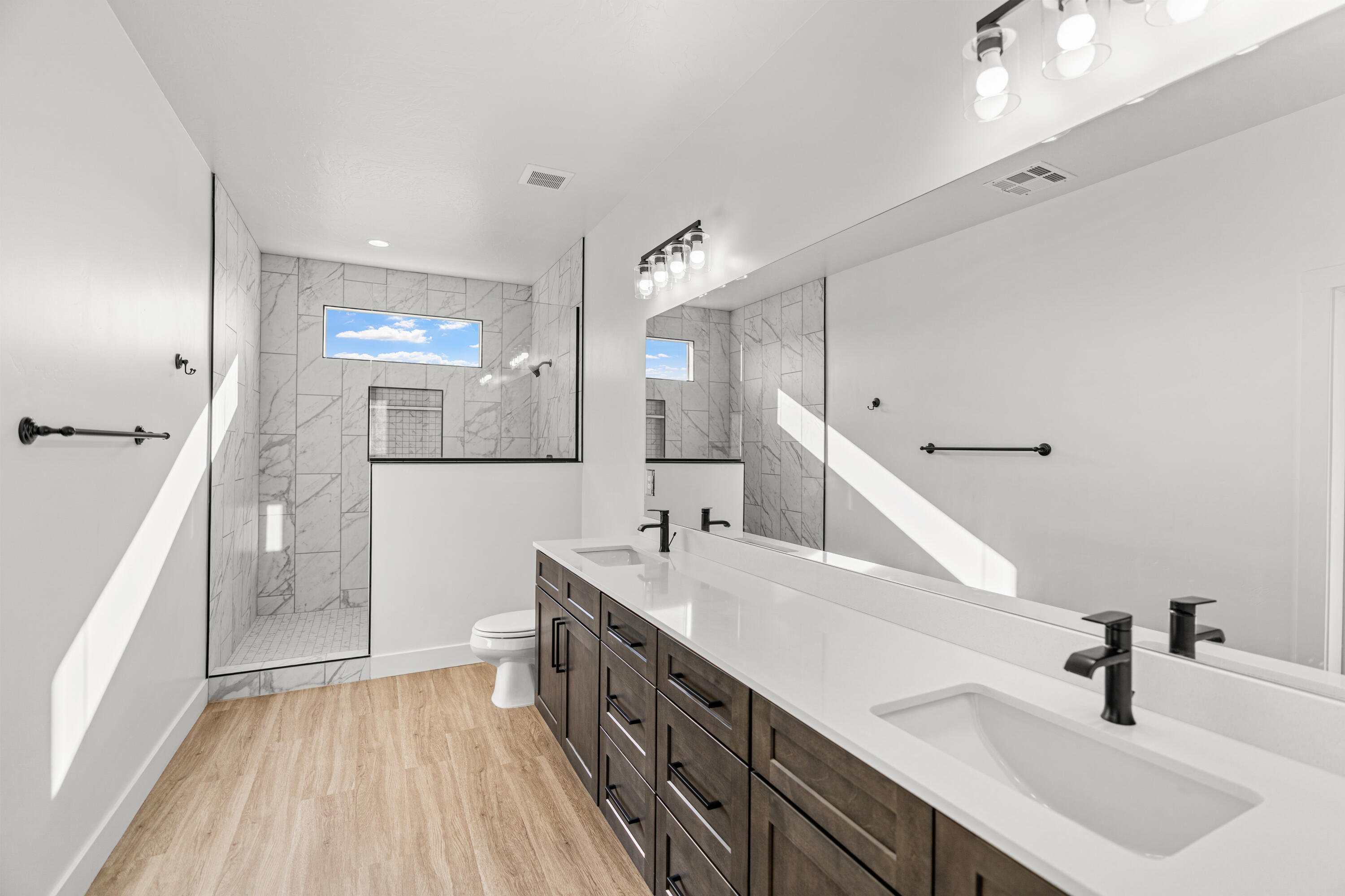 SANDS COVE - Residential