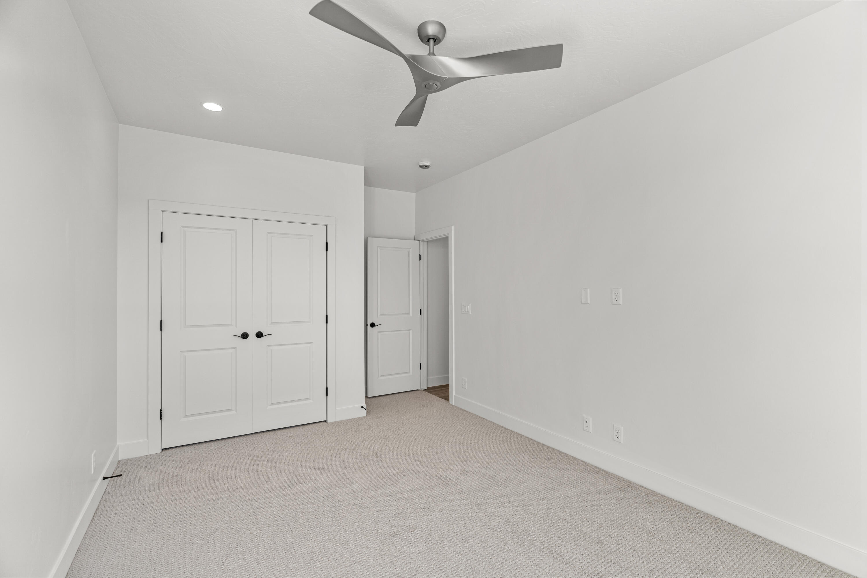 SANDS COVE - Residential