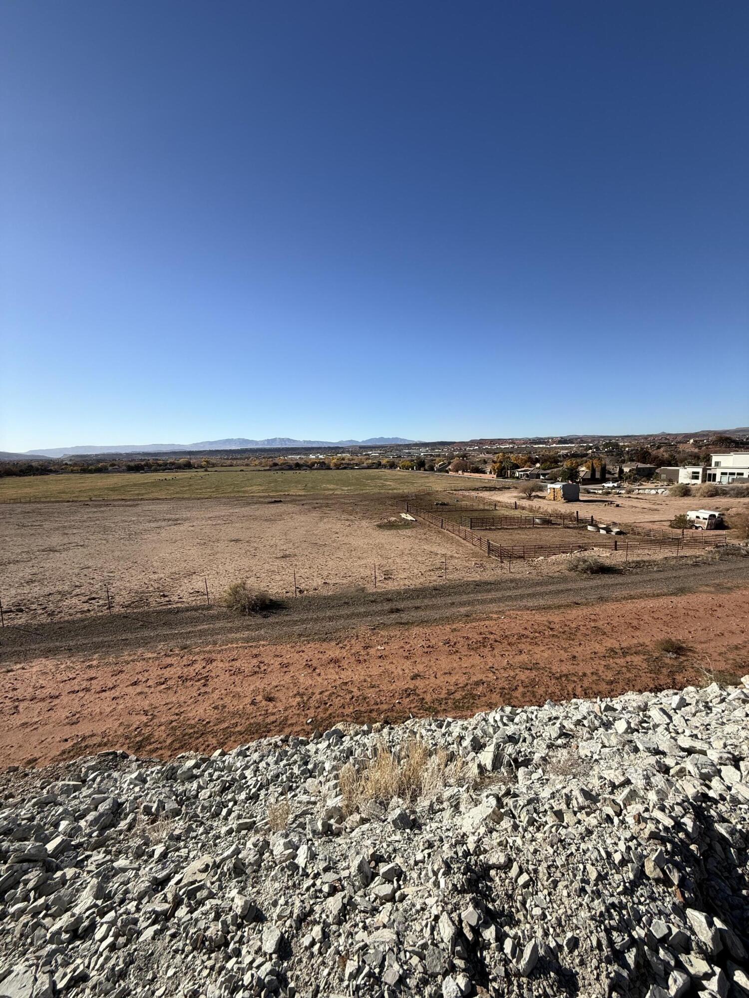 INDIAN KNOLLS - Land